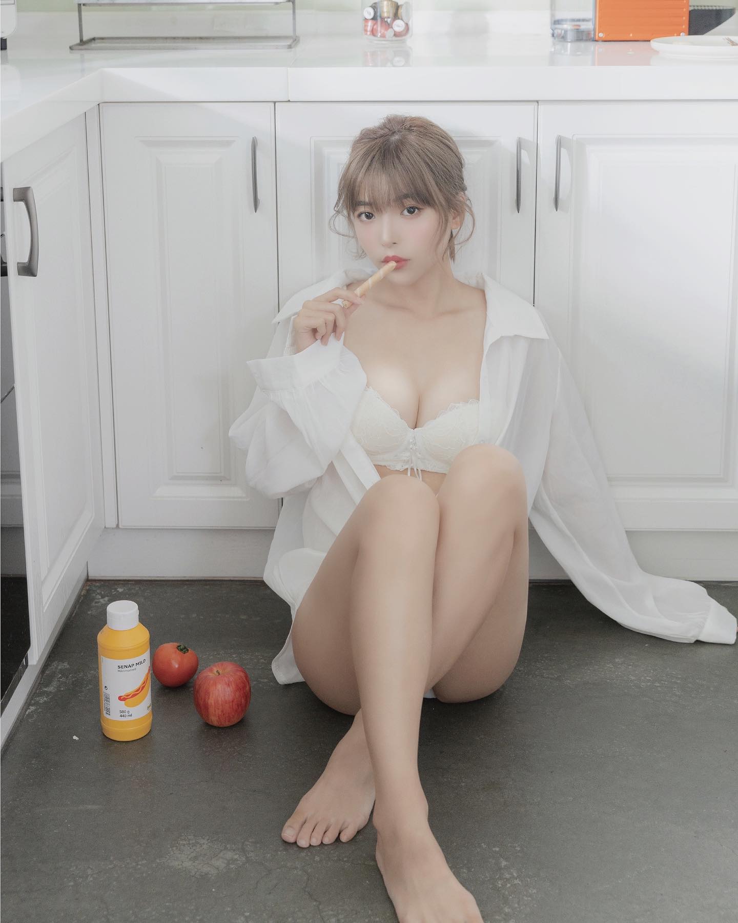 美女Youtuber「一隻阿圓」超帶感的視覺衝擊會上癮啊，「飽滿乳溝」讓人狂噴鼻血！-第1章-图片5