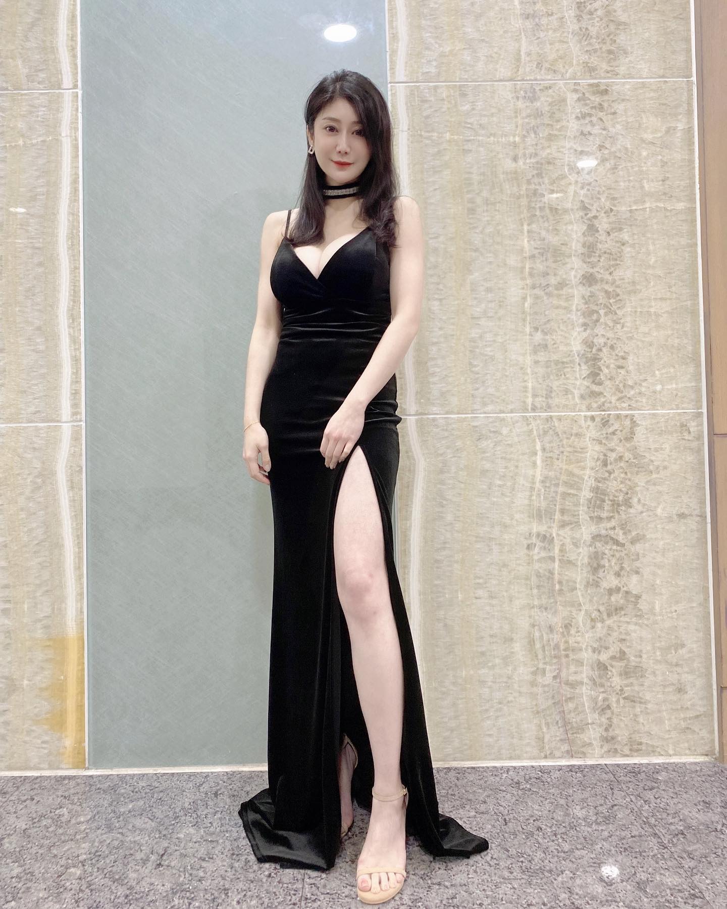 仙氣正妹「馮瀅穎」甜美長相+完美身材，超邪惡「美乳畫面」引人遐想-第1章-图片7