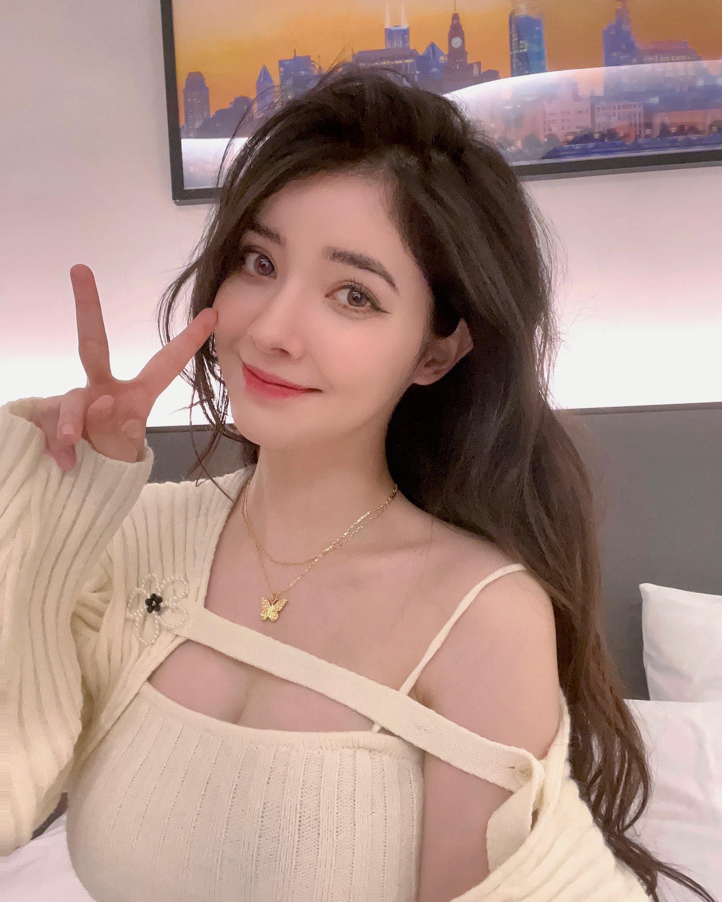 絕美天使顏超迷人「蘇小軒」甜美外型讓網友暴動！胸前深溝快撐破上衣啦！-第1章-图片10