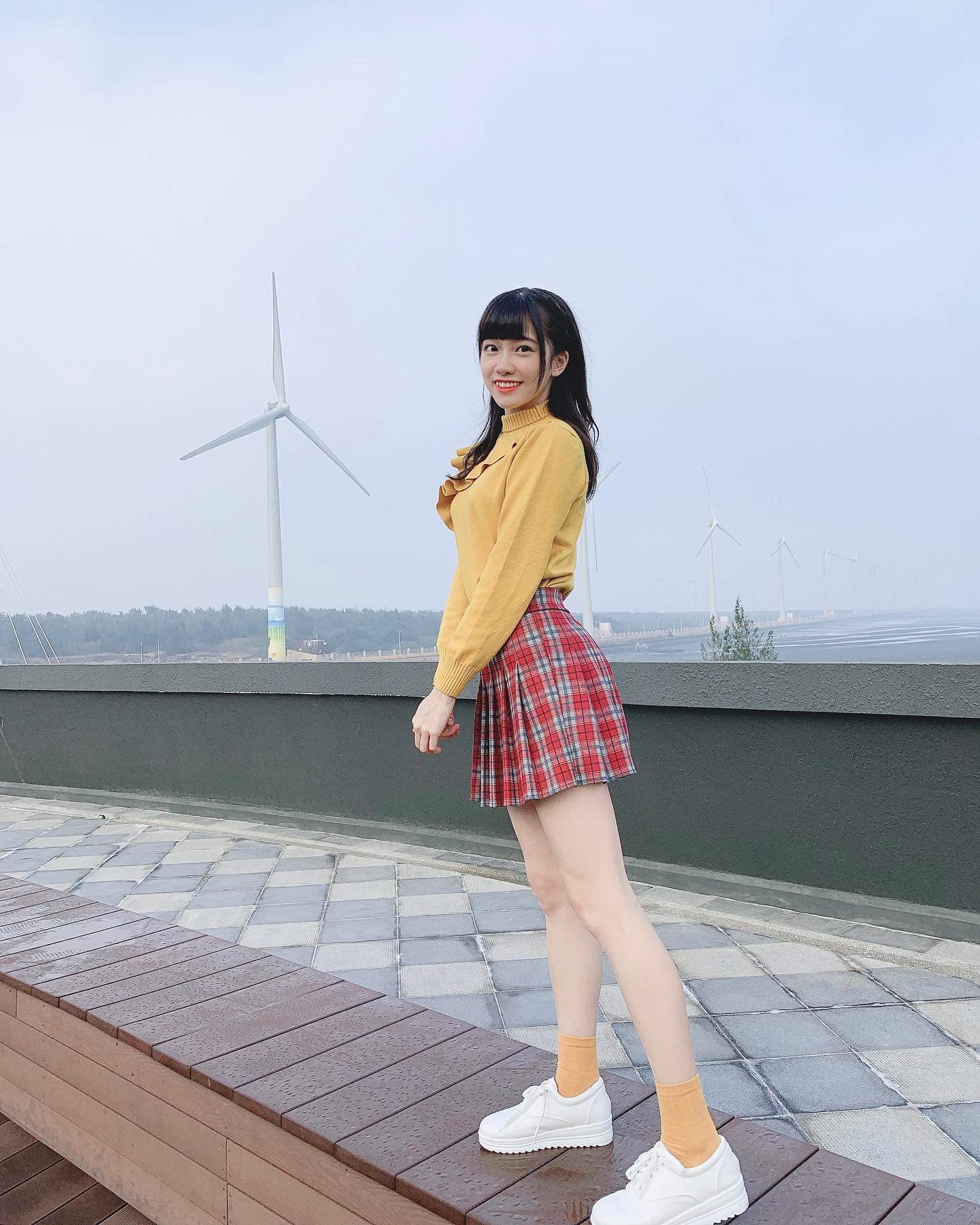 天使級正妹「冼迪琦」甜美氣質讓人醉了啊！美腿高顏值實在太犯規！-第1章-图片1