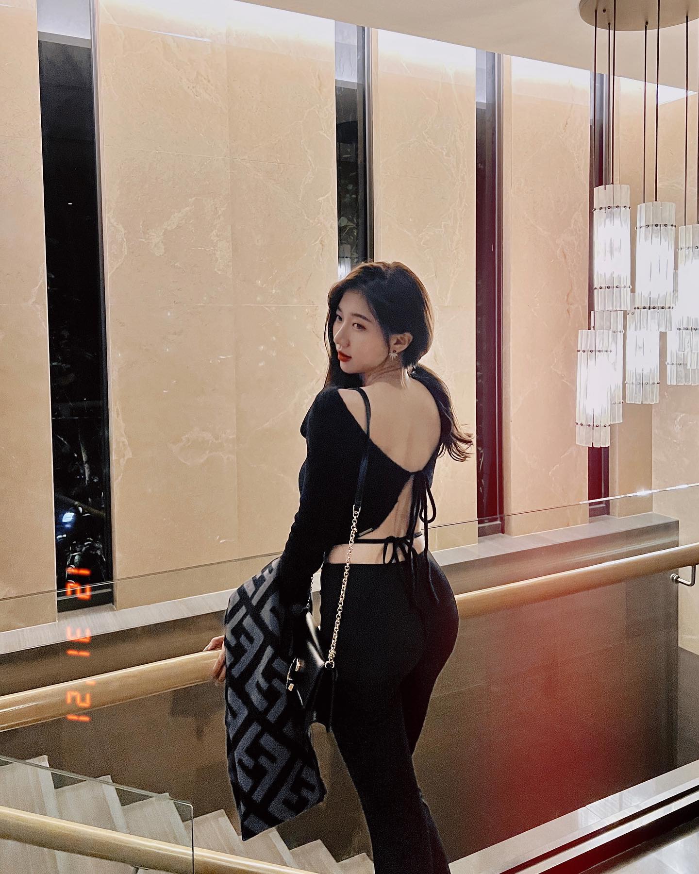 仙氣正妹「游游Mita」小清新還是狂野情慾全部看個過癮，波濤洶湧晃出超誘人-第1章-图片8