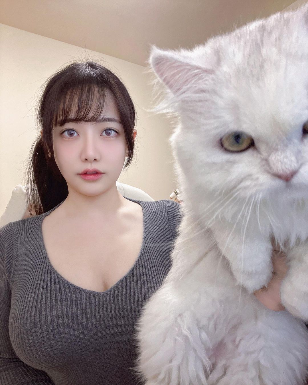 IRIS 霍萱 超長美腿超胸身材又甜又辣迷死你(52P)-第1章-图片13