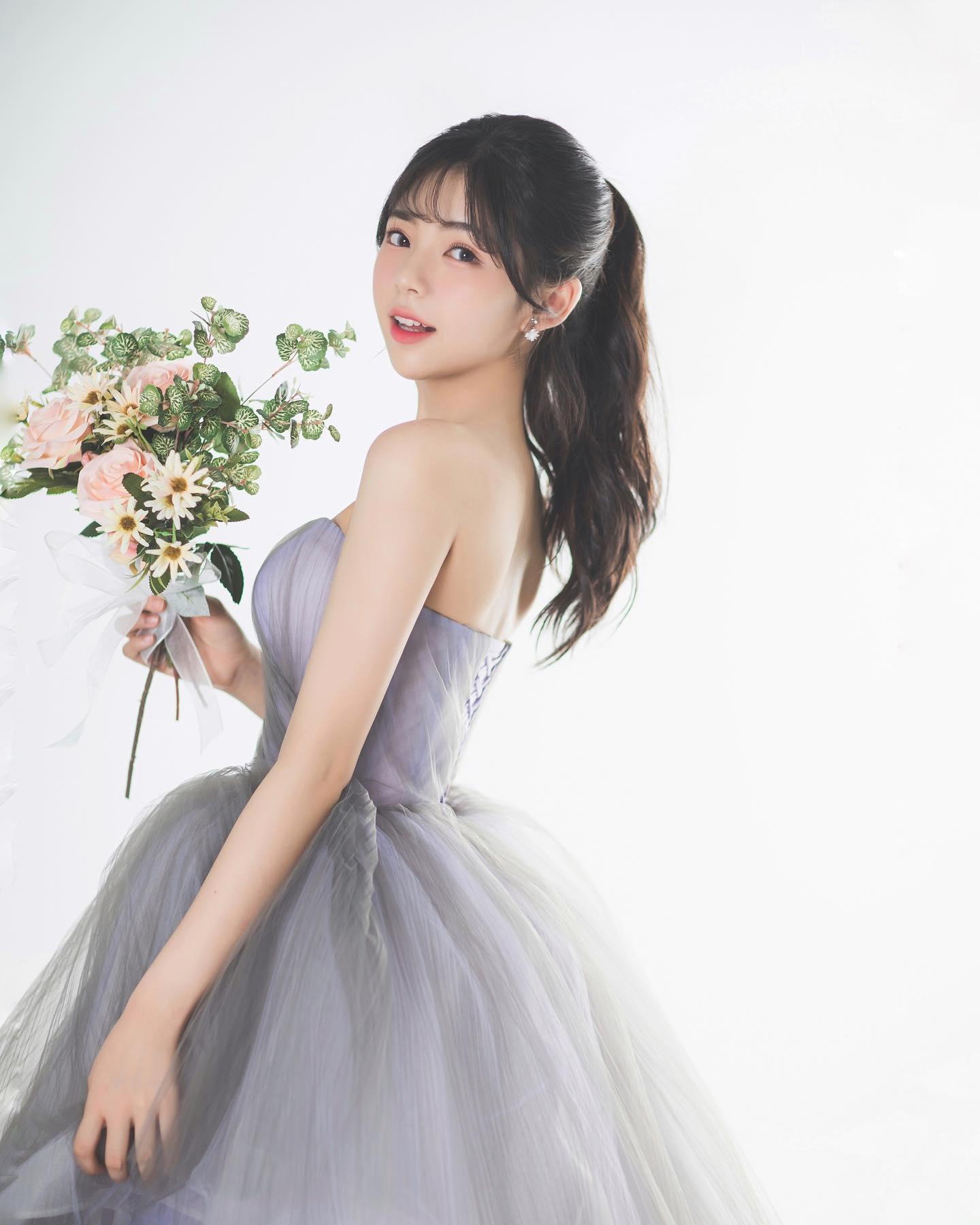 清新正妹「許悅」神正「高顏值」讓人忍不住戀愛了！美胸身材有夠犯規！-第1章-图片6