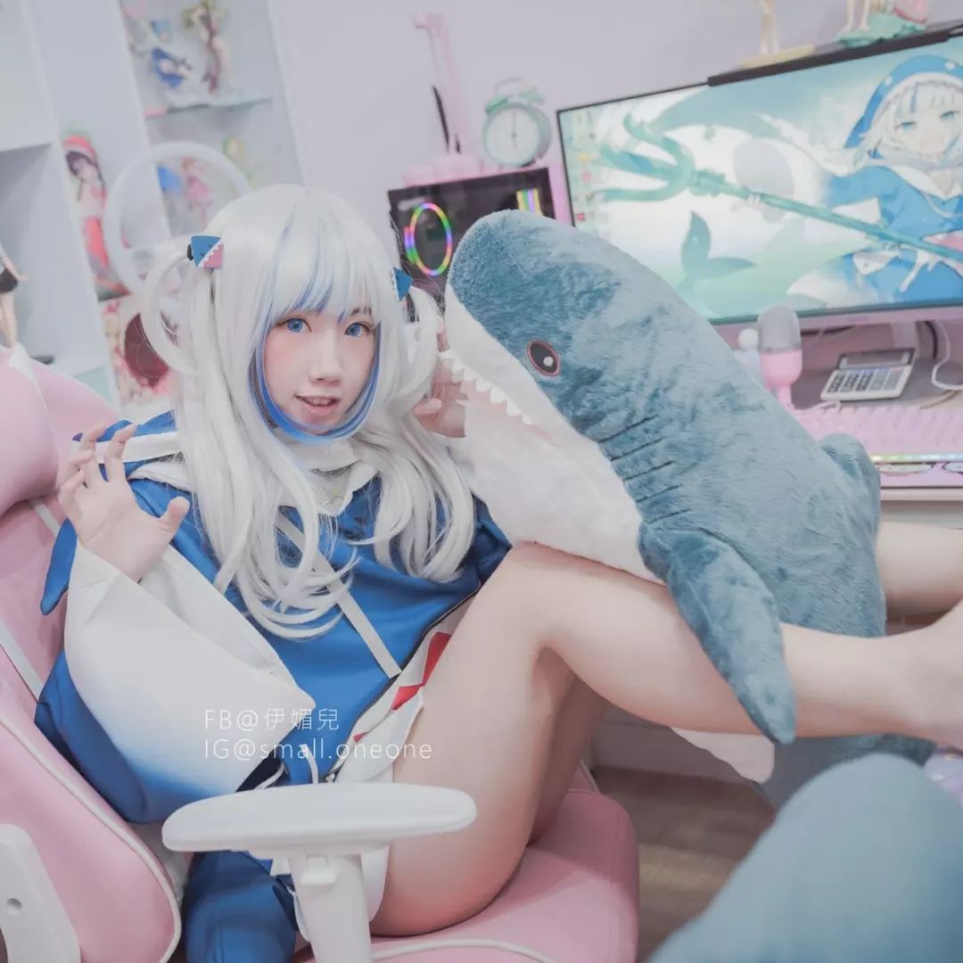 甜美女友「伊媚兒」極致S曲線加上細白長腿，滿滿的「白皙美腿」讓你一次滿足-第1章-图片10