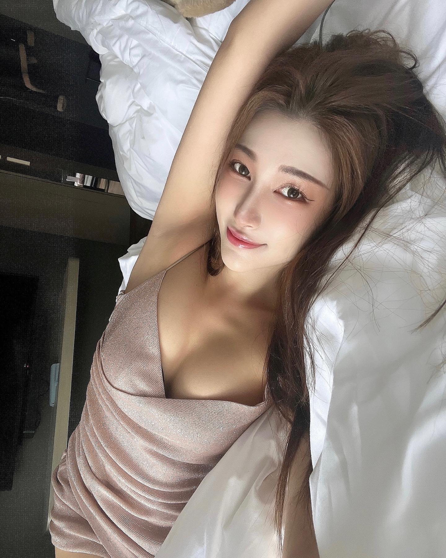 超正正妹「娜娜米」美乳與腰身畫面太美好！各種誘惑銷魂照讓人大噴鼻血！-第1章-图片6