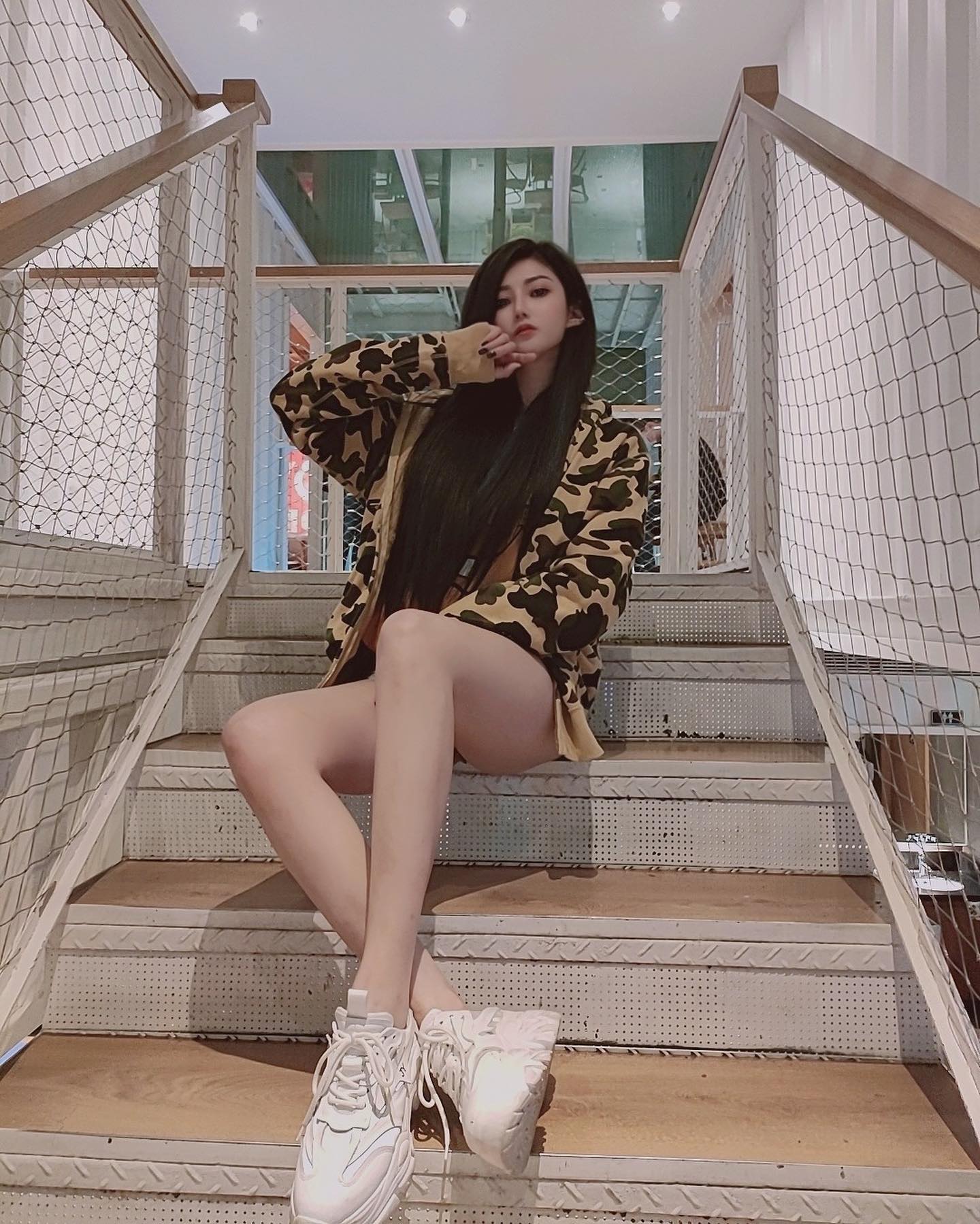 白嫩美胸正妹「Candy&糖糖」渾圓巨乳都把畫面佔滿了！性感身段太挑逗！-第1章-图片5