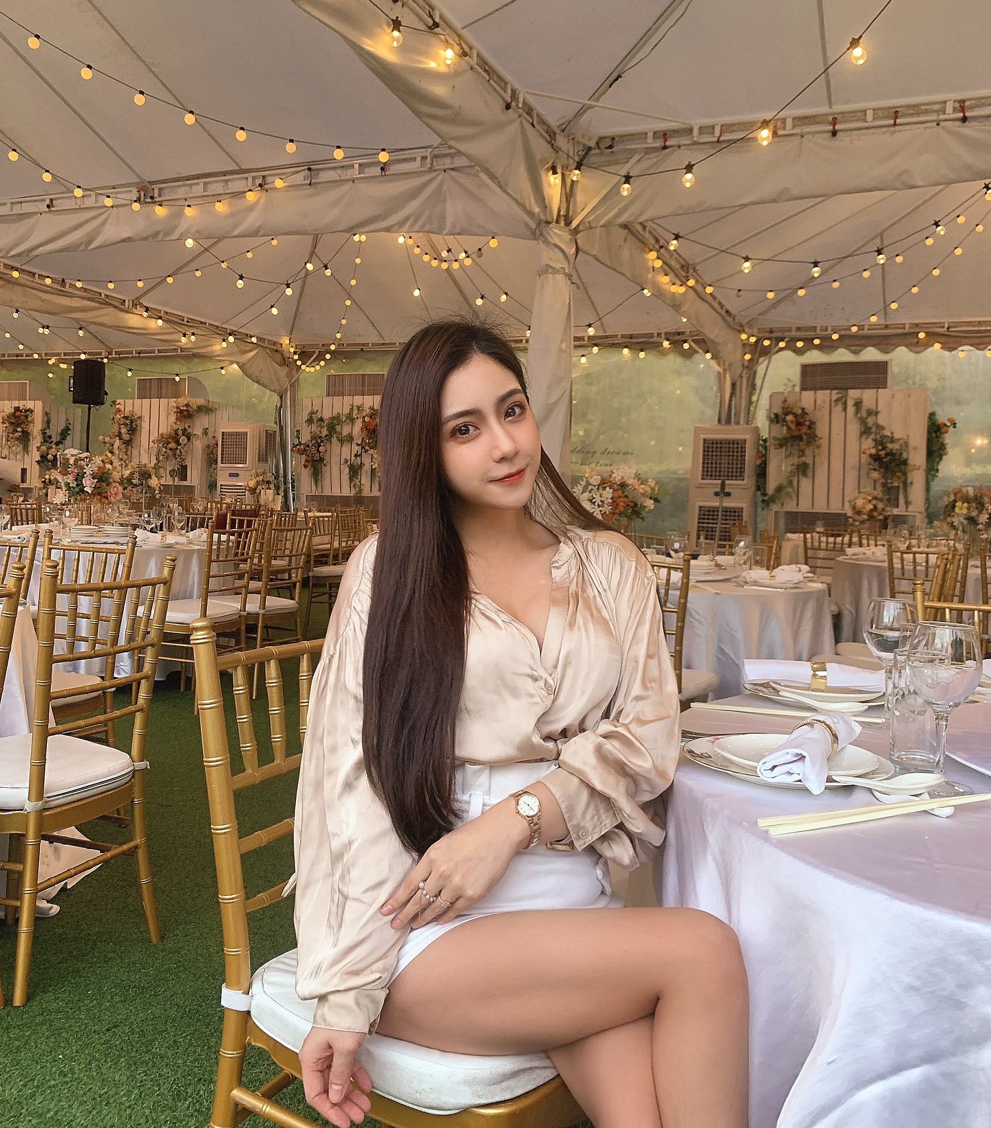 爆乳洋裝妹「小璦」甜美笑容、清新五官，超誘惑「美乳視角」讓人血脈噴張-第1章-图片2