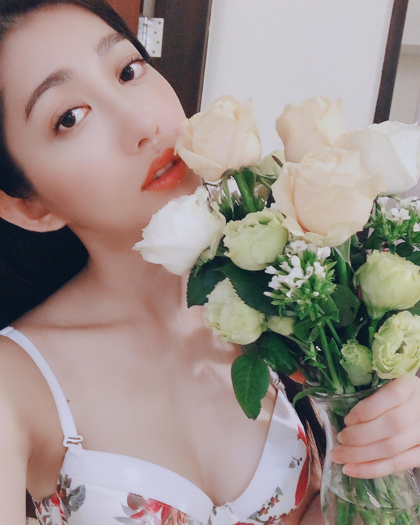 美腿女神「王晴」迷人事業線，魅力無法擋！ 壯觀雙峰「性感女體」引人噴火！-第1章-图片4