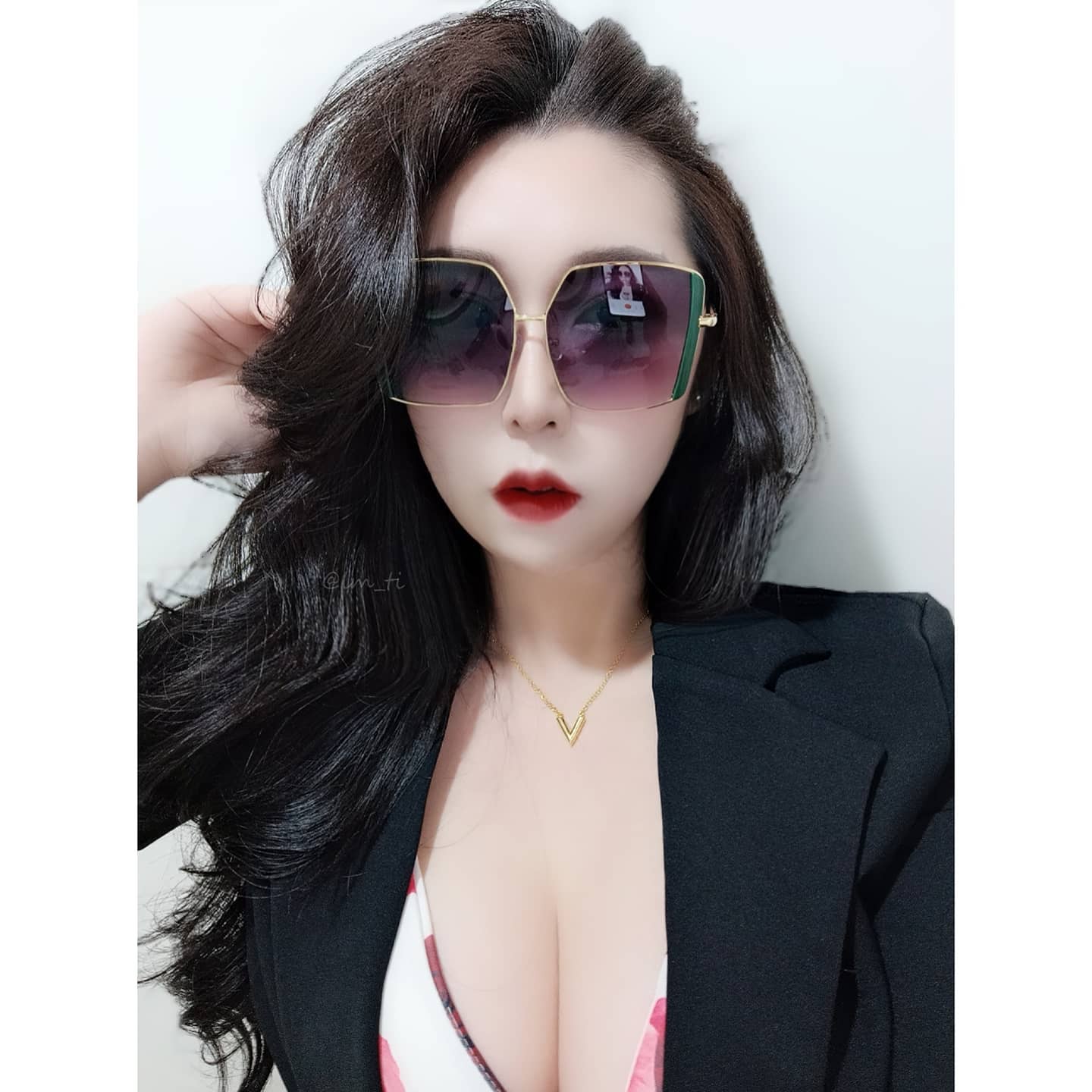 爆乳正妹「Chili Lin」滿滿的「兇殘乳量」讓你一次滿足，攻擊力十足讓人想帶她回家-第1章-图片4