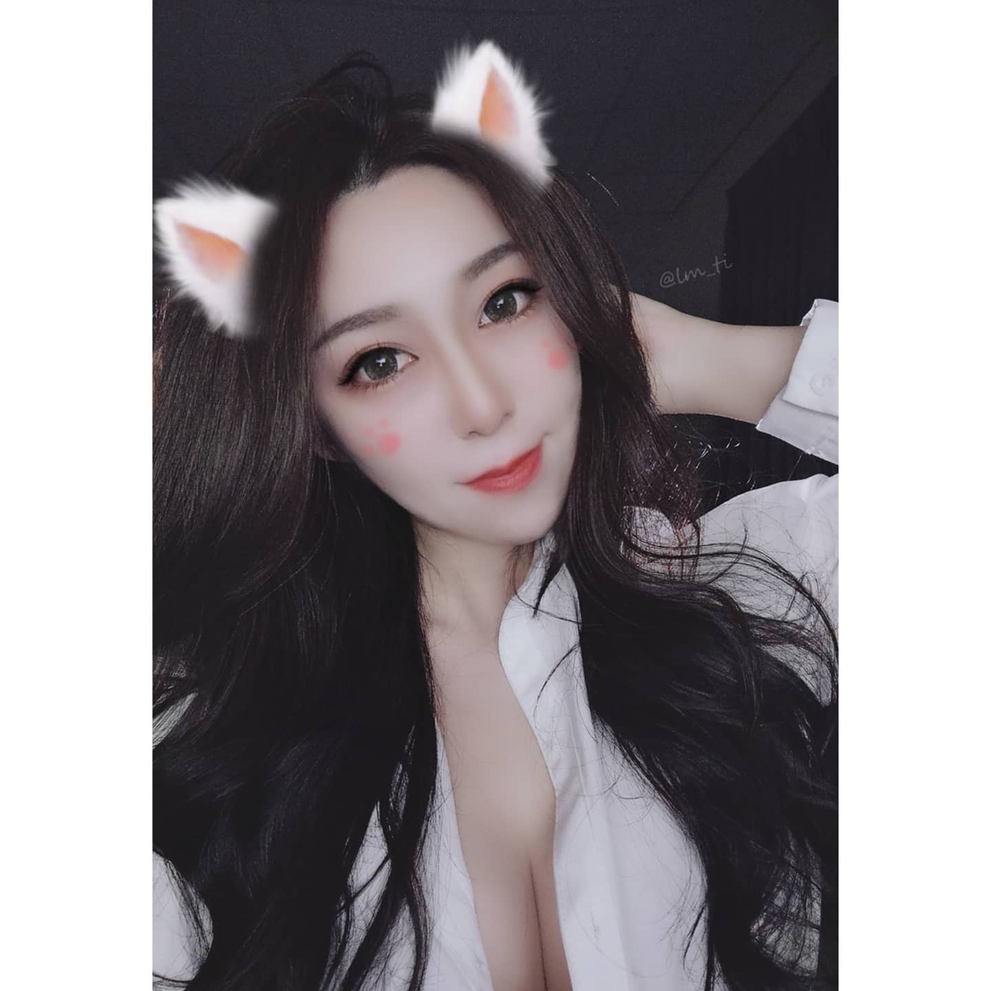 爆乳正妹「Chili Lin」滿滿的「兇殘乳量」讓你一次滿足，攻擊力十足讓人想帶她回家-第1章-图片2