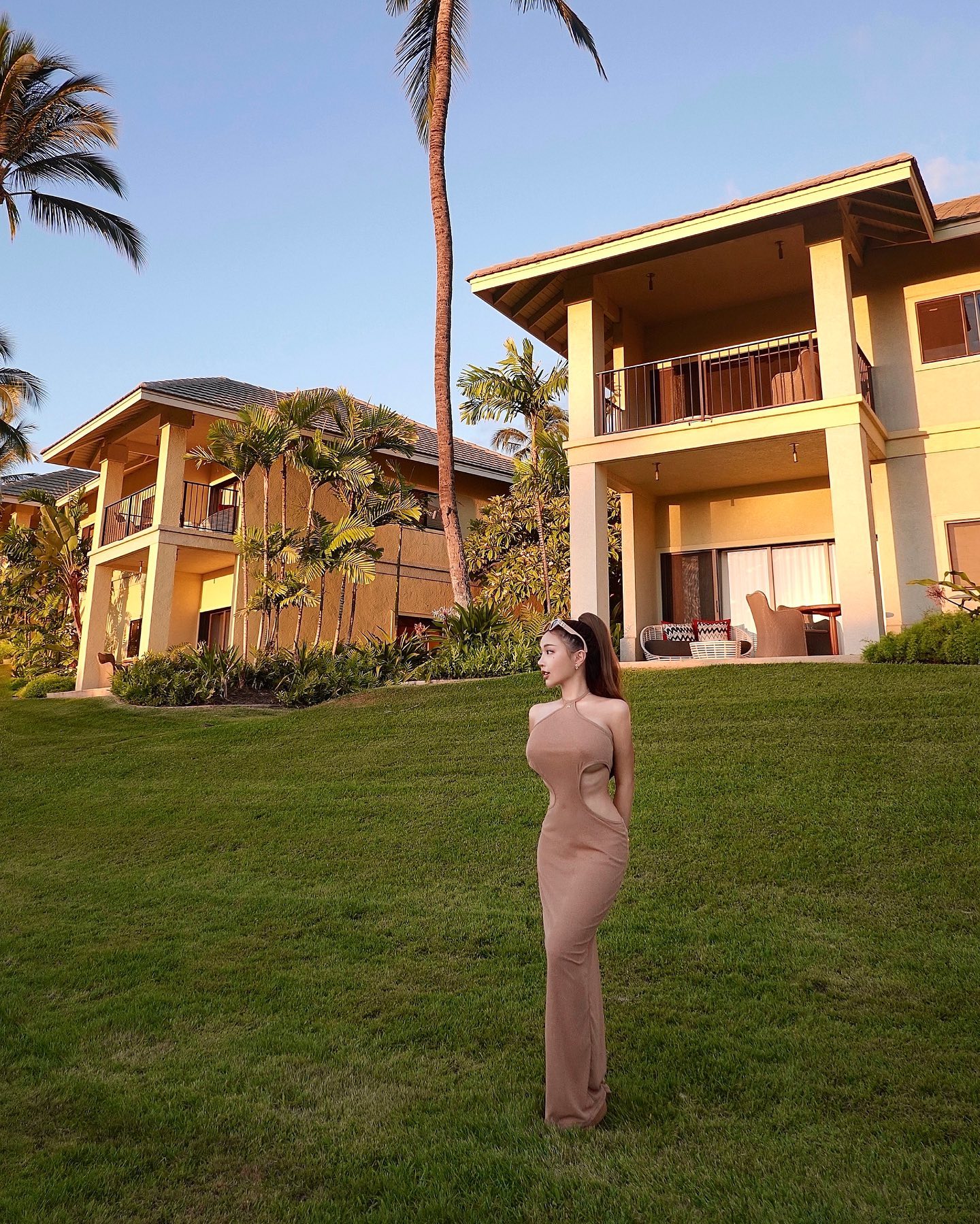 超敢穿正妹「黃琳」巨級神乳霸氣性感超火辣！「雪白肉球」湧出視角好邪惡！-第1章-图片10