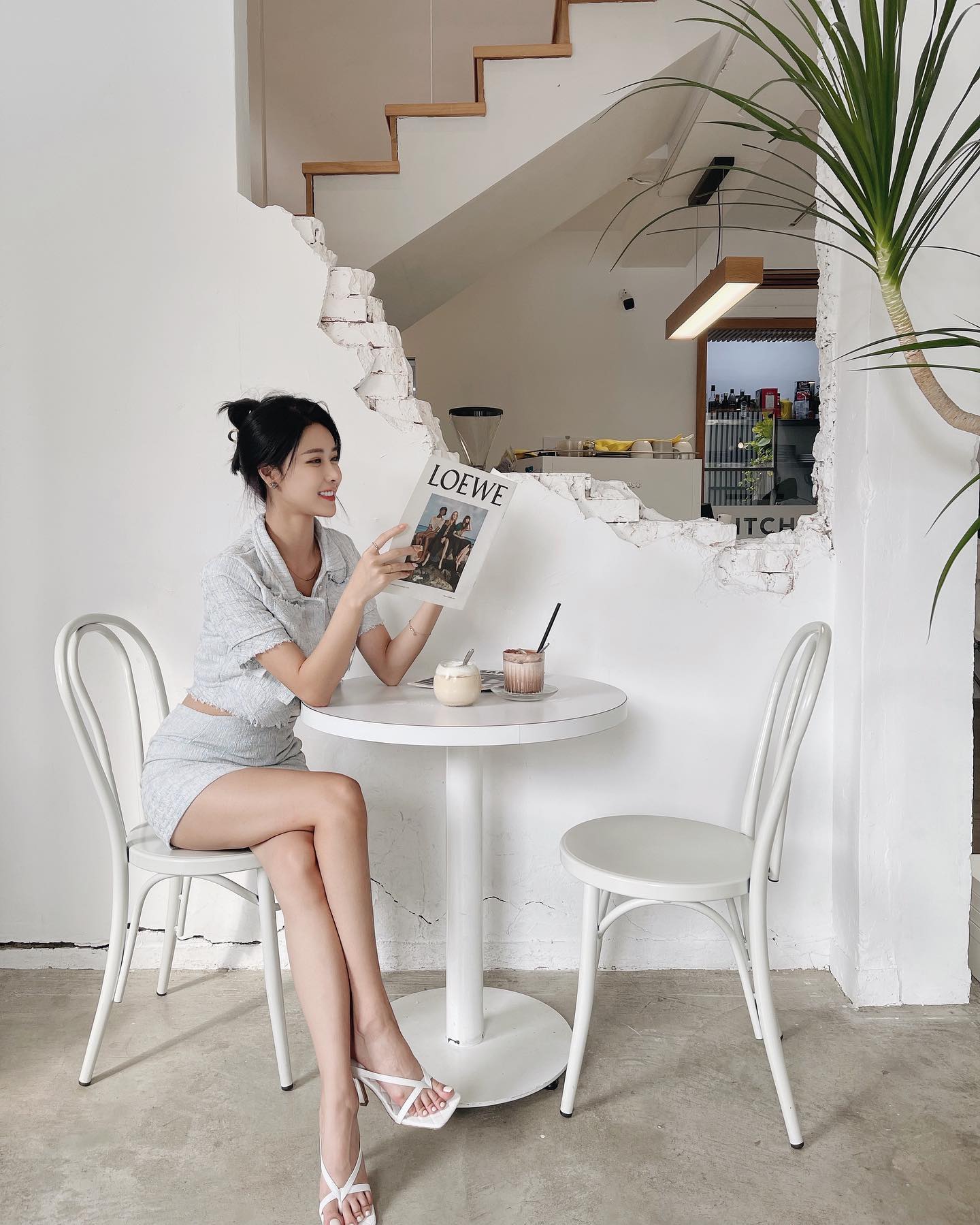 火辣正妹「Doris」這畫面太美我不敢看，逆天身材太OP，「美乳形狀」太飽滿！-第1章-图片4