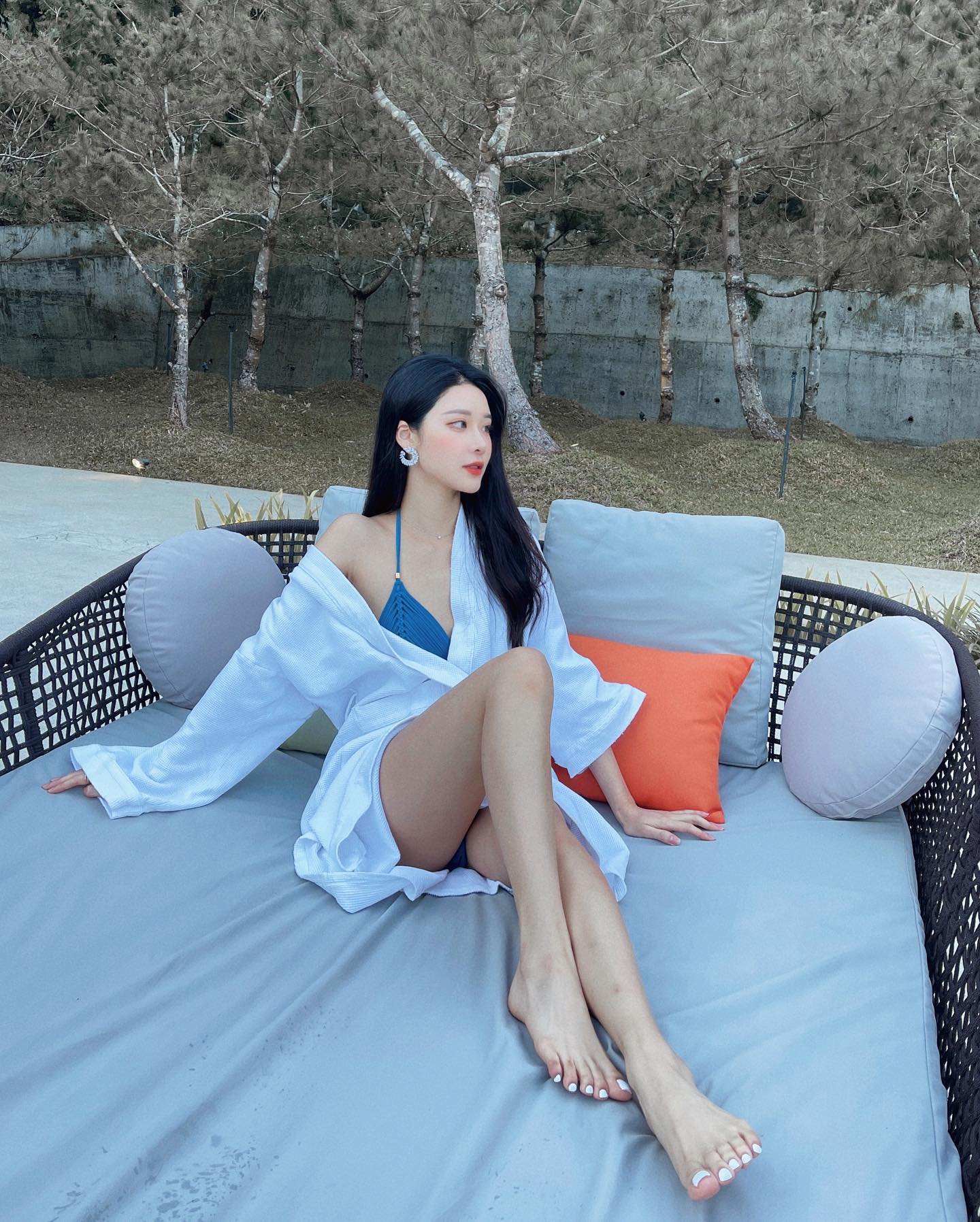 火辣正妹「Doris」這畫面太美我不敢看，逆天身材太OP，「美乳形狀」太飽滿！-第1章-图片7