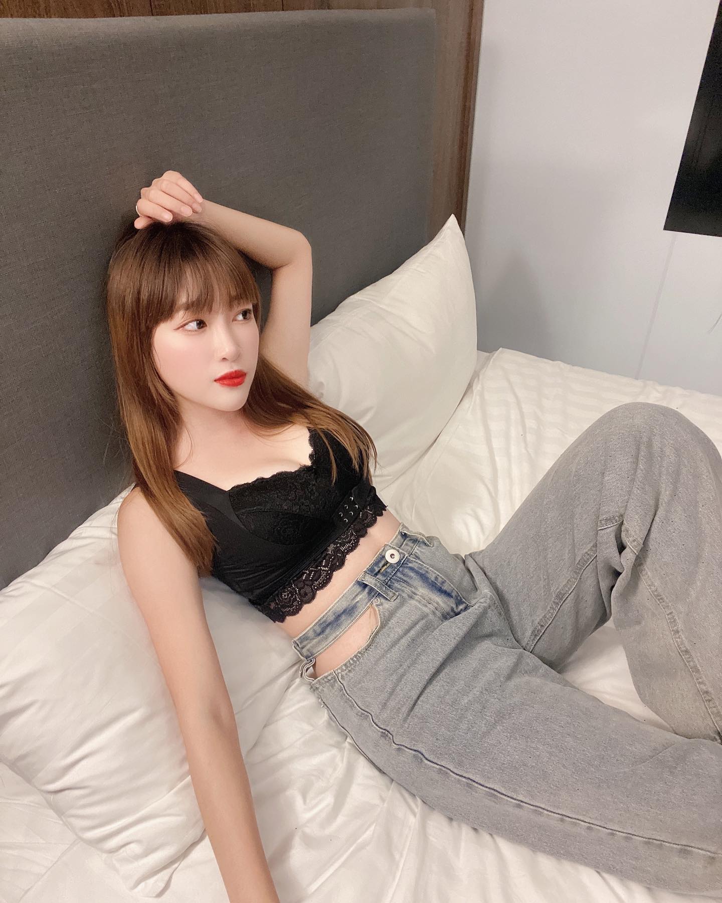 啦啦隊正妹「張心璇」滿滿「乳波」掃向觀眾席，超逆天身材美der你不要不要-第1章-图片8