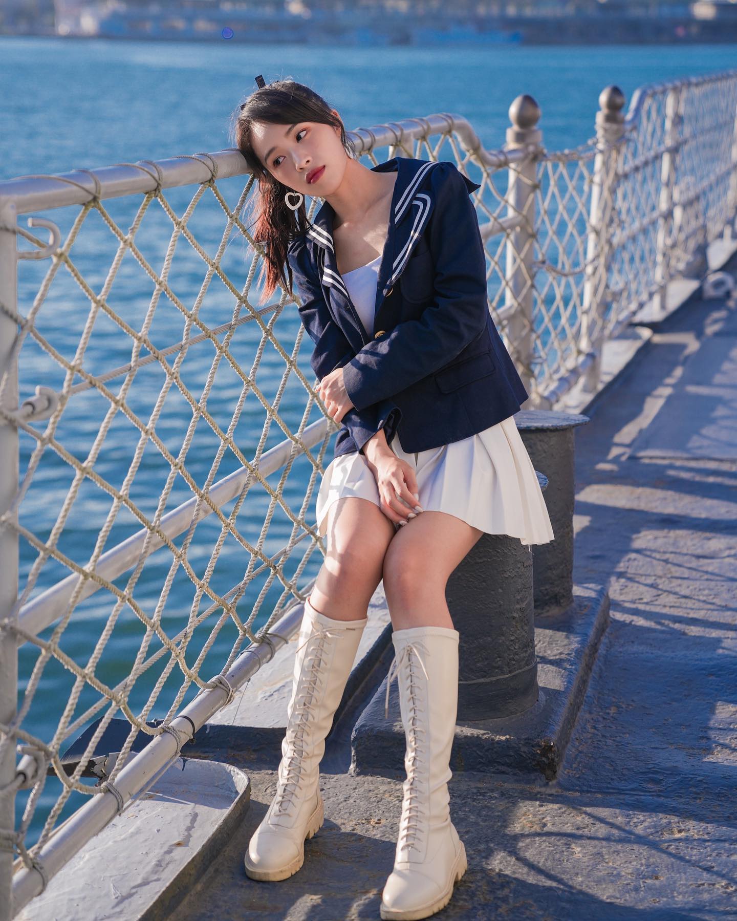 電眼正妹「辰羚Brinny」胸前太猛衣服包不住，放送「養眼福利」讓人好興奮喔-第1章-图片10