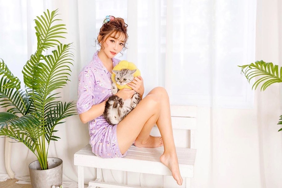 大胸妹子「鄔育錡」美乳全都見客了！完美身材挑戰視覺極限！「性感自拍」美乳乍現-第1章-图片6