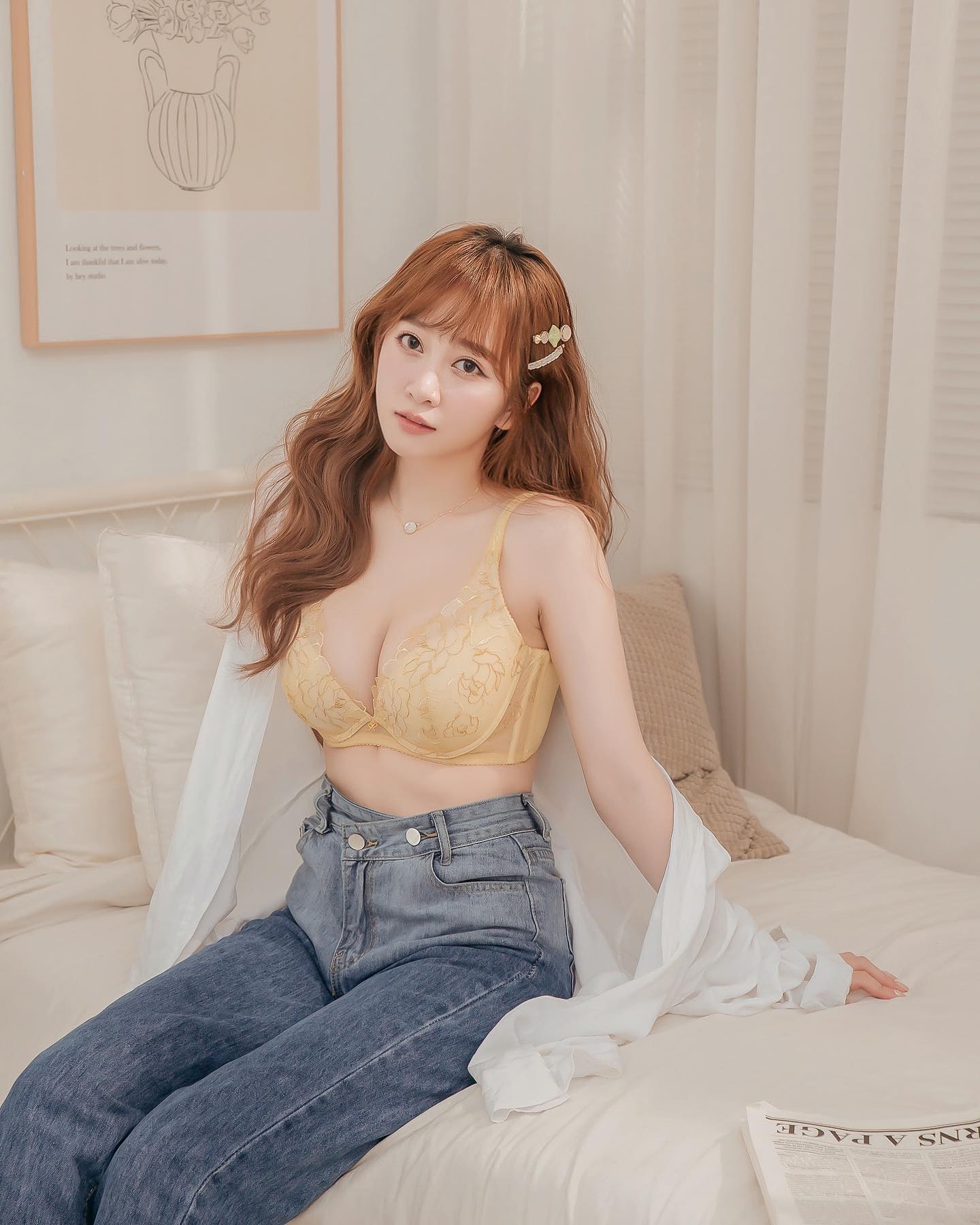 氣質爆乳正妹「篠崎泫」被她「飽滿乳量」嚇壞！ 白皙美腿有夠長-第1章-图片5