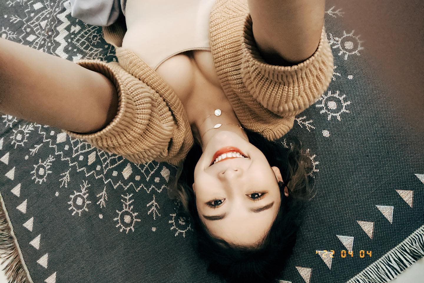 甜美正妹「范乙霏」身材太兇猛「低胸背心」還有甜死人的笑容「渾圓美乳」形狀好明顯！-第1章-图片10