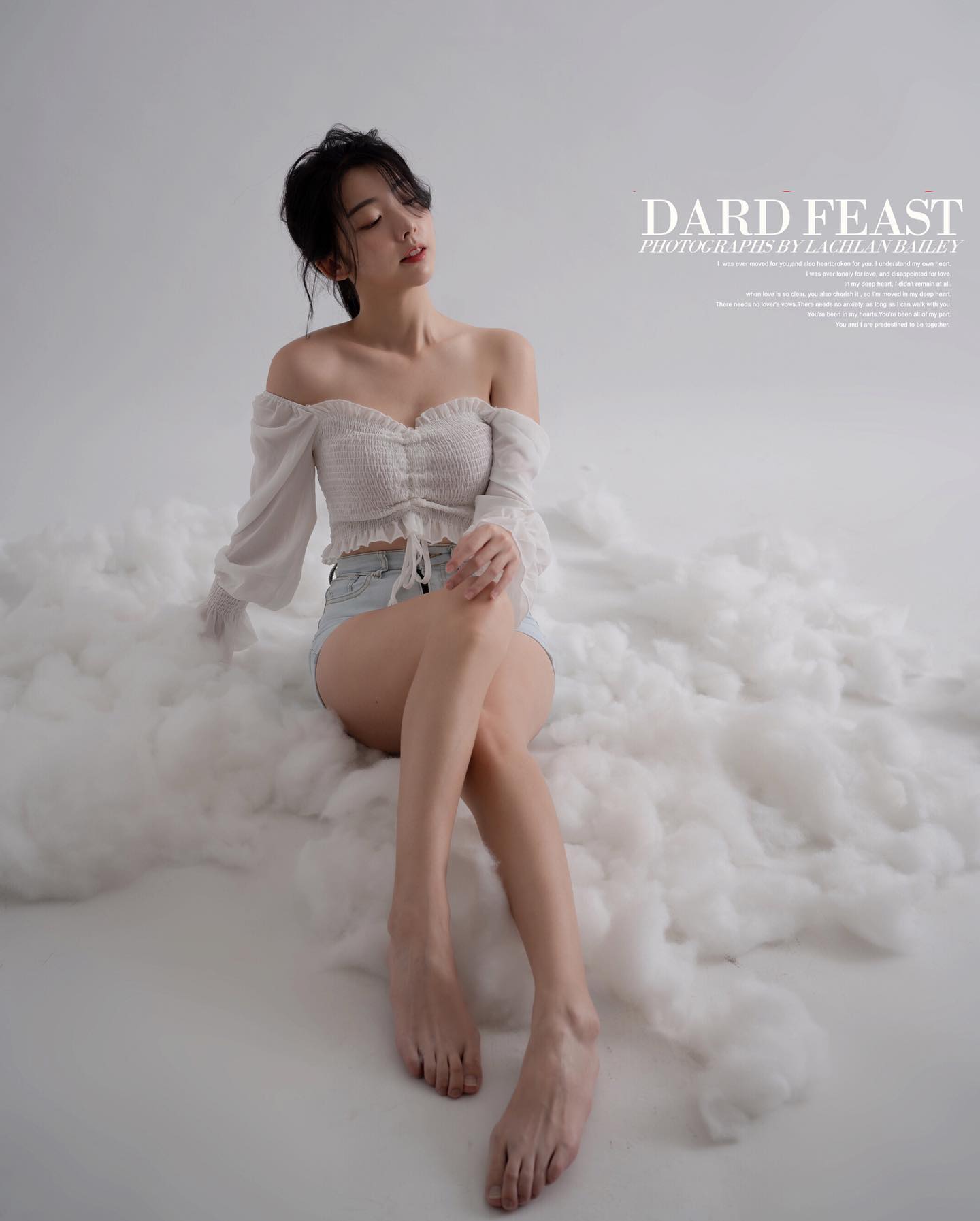 極品正妹「蘇蘇」正面還有「超優質爆乳美胸」甜甜一笑就讓你感受到戀愛的溫度！-第1章-图片3