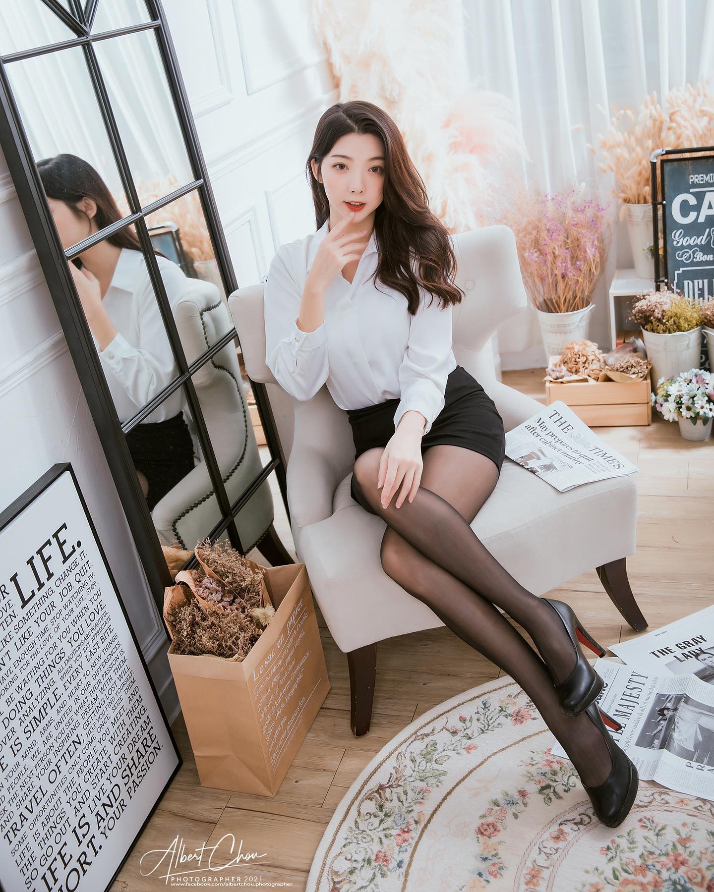 極品正妹「蘇蘇」正面還有「超優質爆乳美胸」甜甜一笑就讓你感受到戀愛的溫度！-第1章-图片9