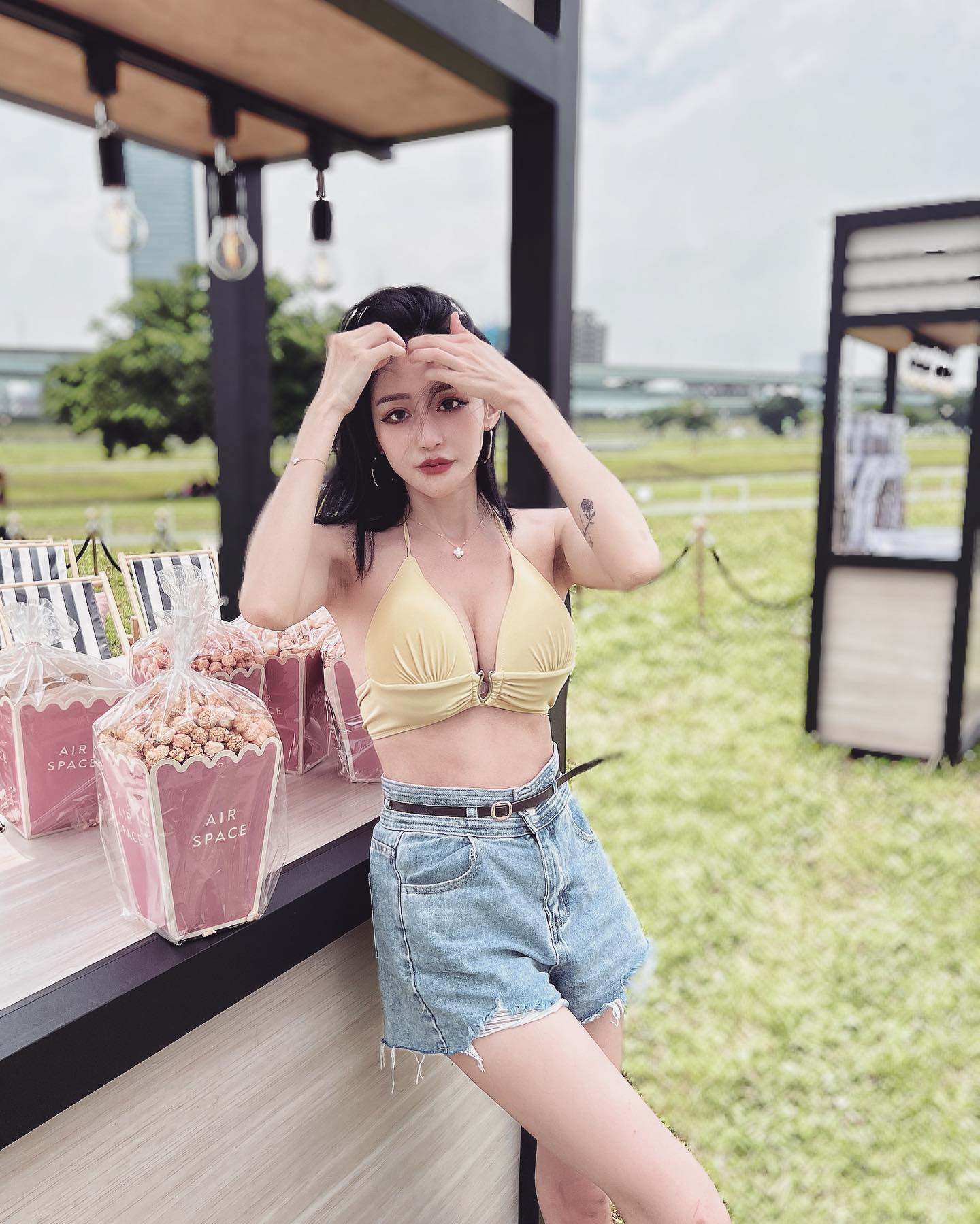 Girlfriend Goddess