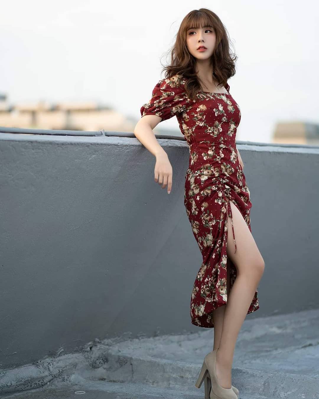 甜美萌妹「花傾夕」傲人巨乳又大又白嫩！獨家「性感長腿」辣暈粉絲！-第1章-图片3