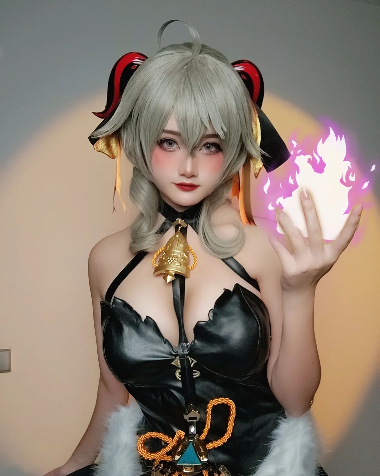 巨乳coser「小魚KIKO」每個造型都要有奶！展現「絕美顏值」嗨到快升天-第1章-图片10