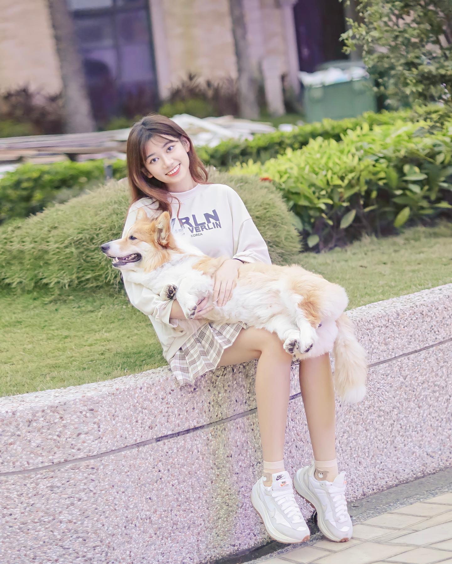 大眼仙女「以涵」太會放電，魔鬼級完美曲線，腿控都招架不住這種誘惑-第1章-图片6