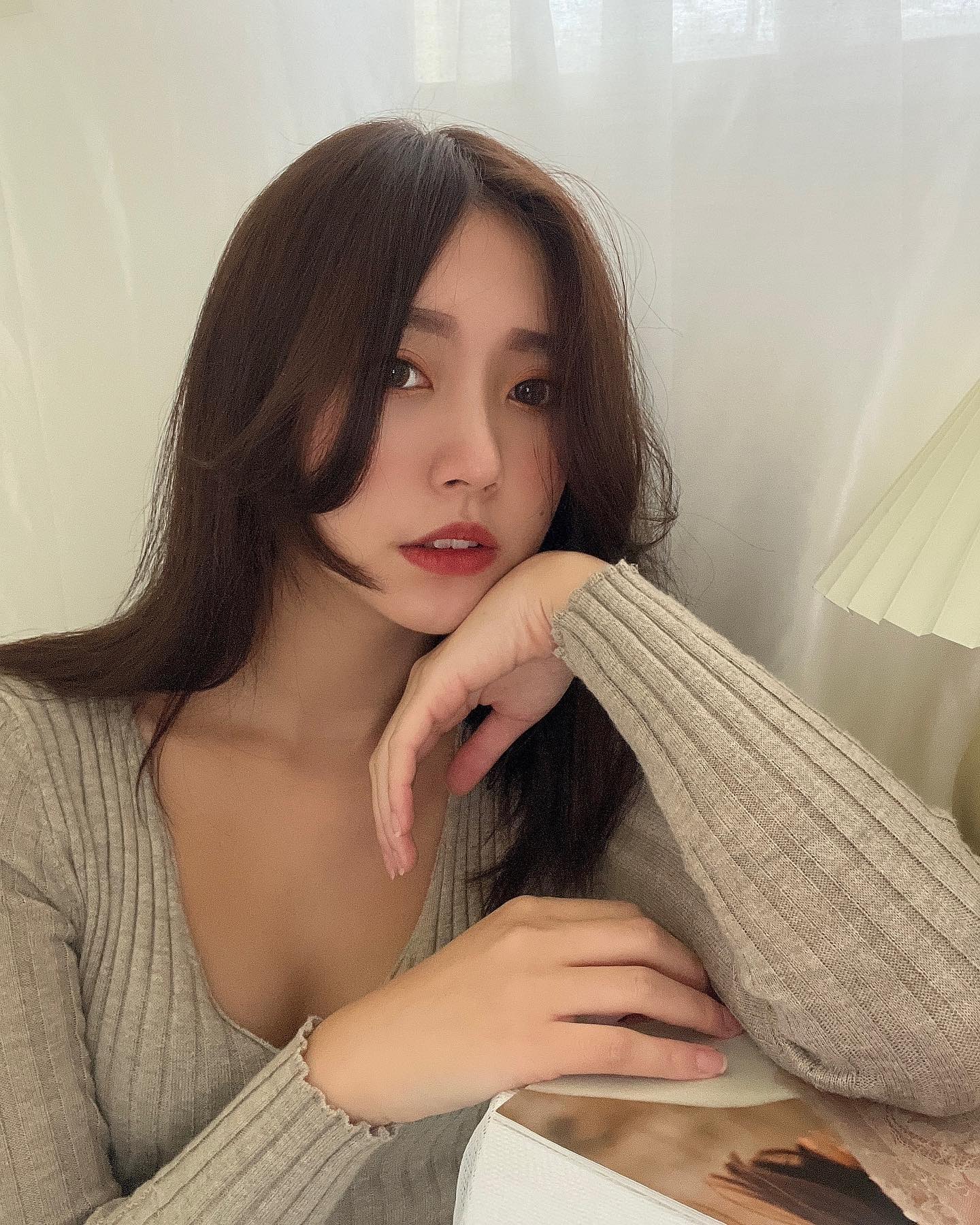 美艷迷人「饒詩婕」火辣美照一定要誓死追隨！人美心善網友都戀愛，被曲線辣暈了！-第1章-图片6