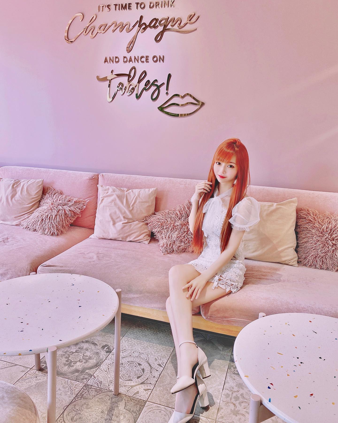 「小洋榛」水汪大眼笑起來太甜美，胸前果然是渾圓兩顆，「白嫩事業線」越看越吸睛！-第1章-图片6