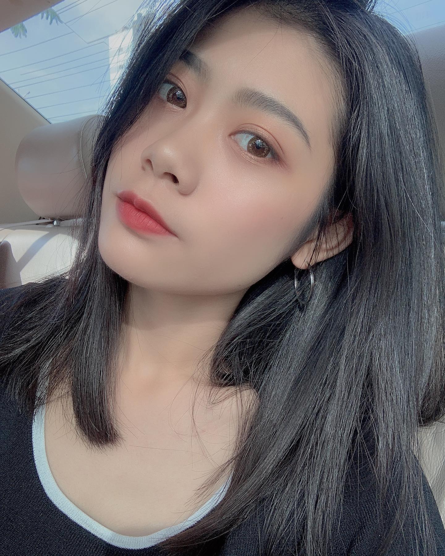 超高顏值正妹「松鼠」甜美面孔下的火辣身材，「蠻腰美腿」活力滿滿-第1章-图片1