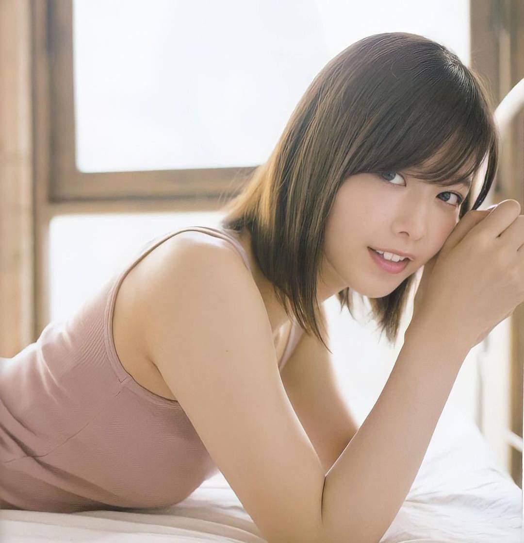 櫸坂第一位雜誌專屬模特兒渡邊理佐-第1章-图片11