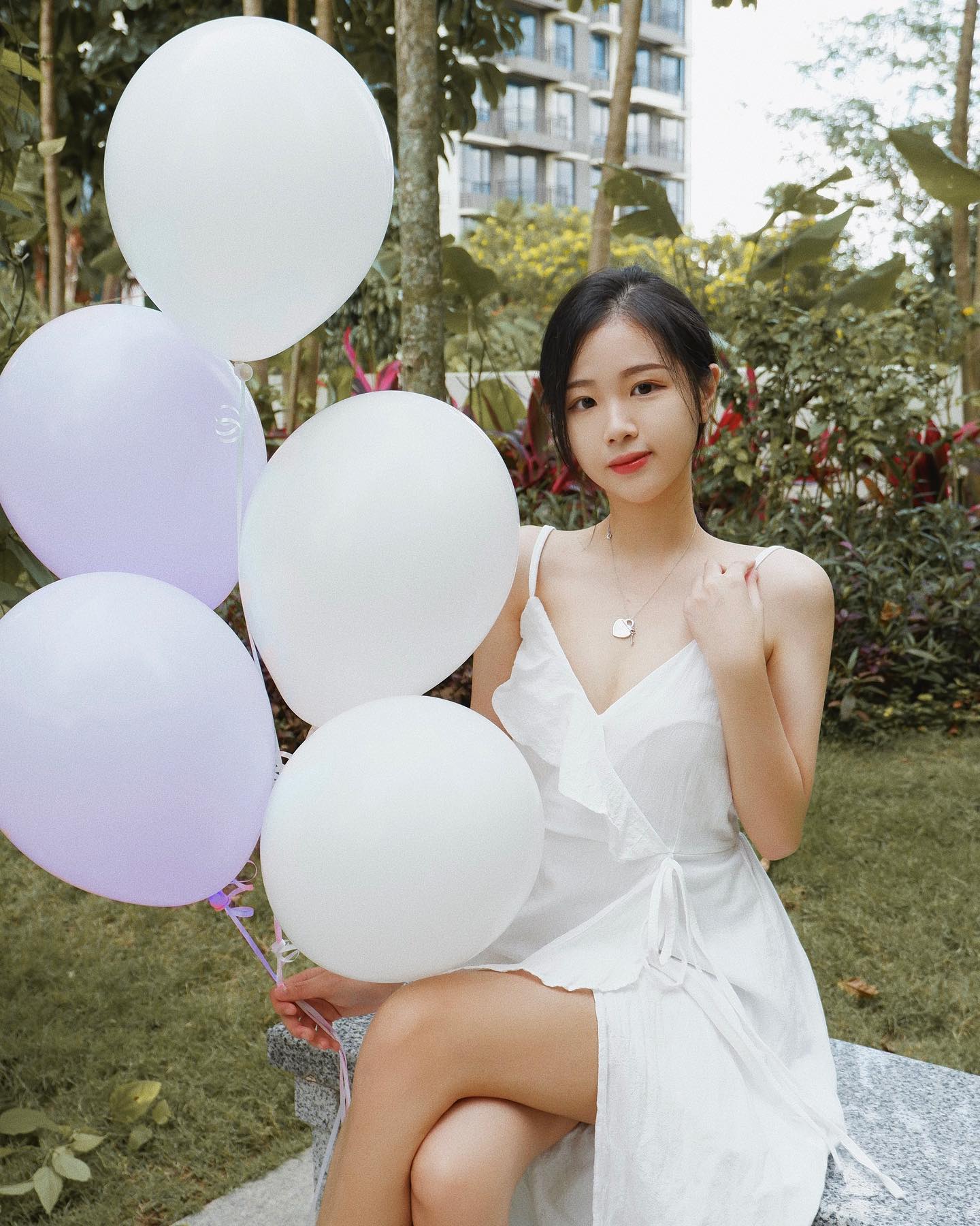 時尚穿搭女神「Janice」S級纖腰的火辣曲線讓人無法置信！超Ｑ笑容讓人戀愛-第1章-图片5