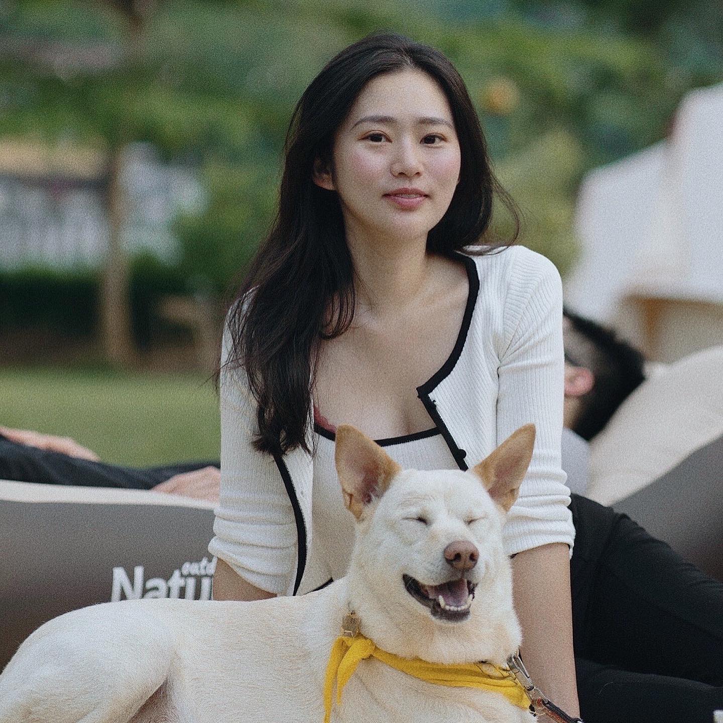 甜力美人「茜茜」火辣身材擋不住「美乳溢出」水汪眼睛充滿魅力！-第1章-图片9