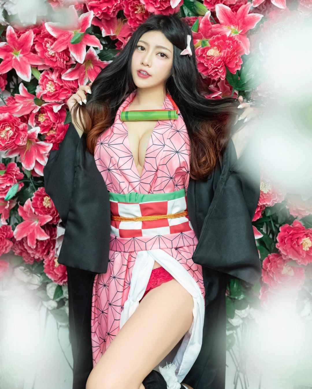 角色扮演引暴動！「IRIS 霍萱」絕美天使超迷人！胸前深溝快撐破！-第1章-图片4