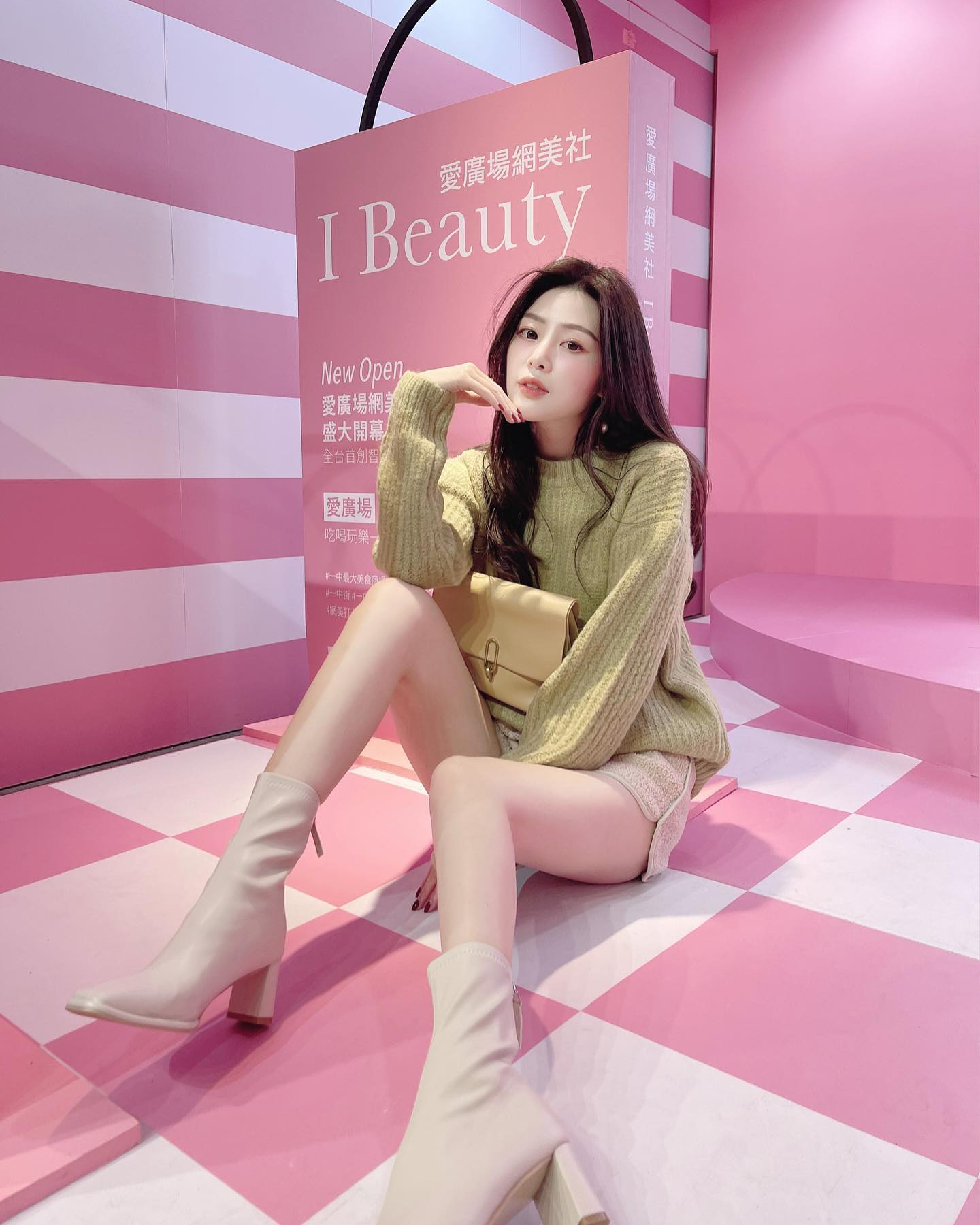 仙女「IrisYen」神級美腿「又細又長」根本逼人犯罪啊，優質比例充滿誘惑-第1章-图片4