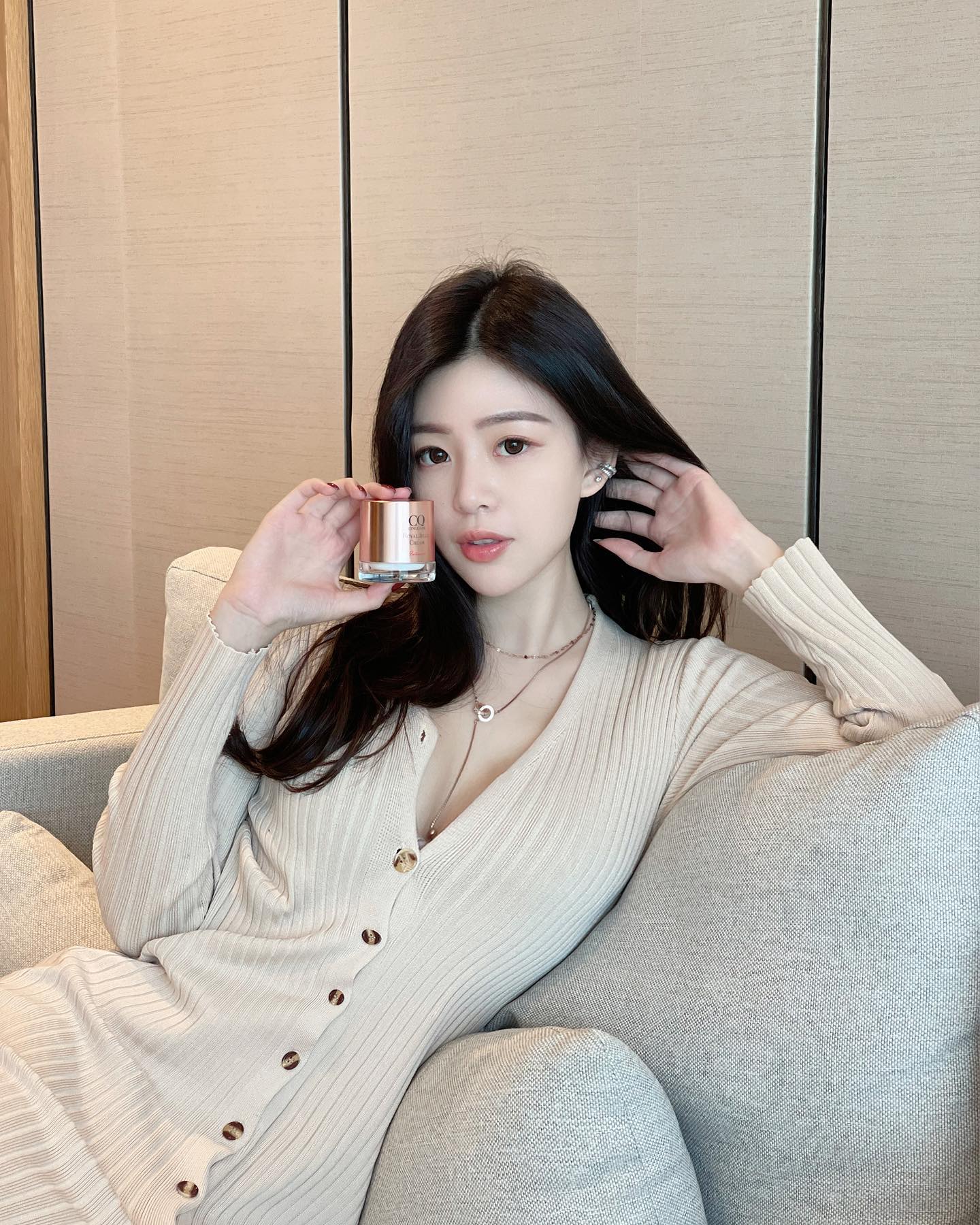 仙女「IrisYen」神級美腿「又細又長」根本逼人犯罪啊，優質比例充滿誘惑-第1章-图片3