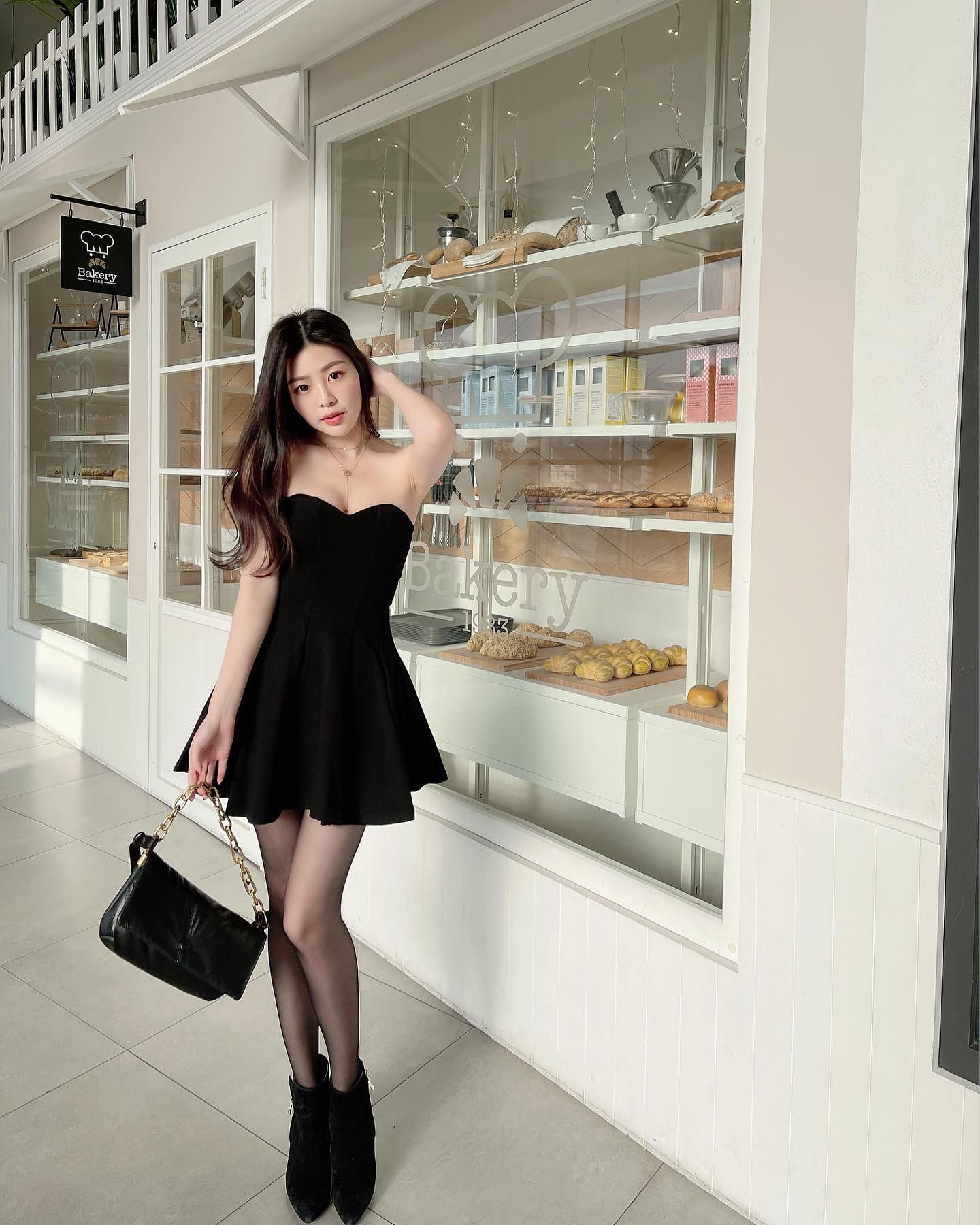 仙女「IrisYen」神級美腿「又細又長」根本逼人犯罪啊，優質比例充滿誘惑-第1章-图片2