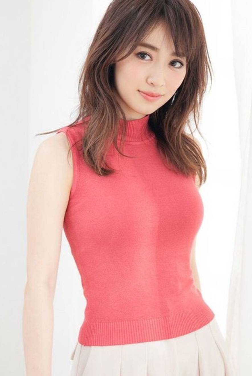 姣好身材的泉里香-第1章-图片12