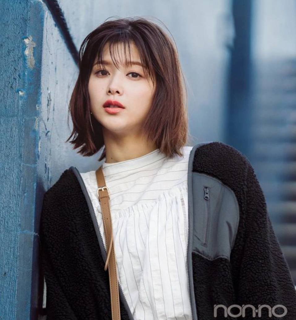 兼具美貌與身材渡邊理佐-第1章-图片2