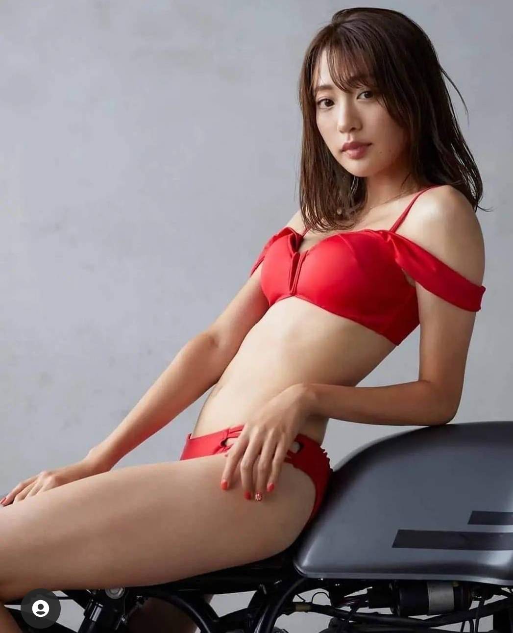 時尚模特兒修長美腿志田友美-第1章-图片4