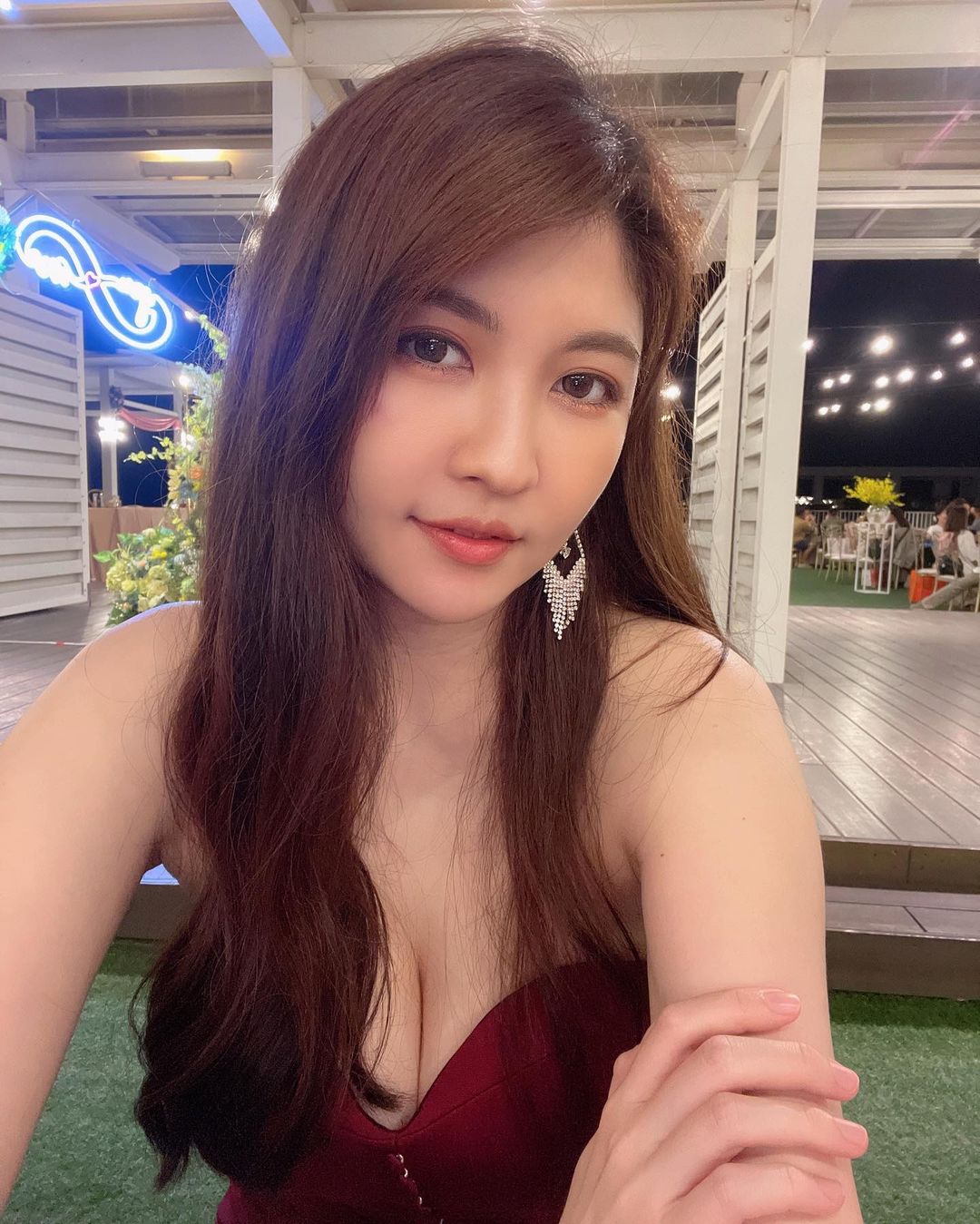 「李藹蔚」挑戰你的感官極限「前凸後翹」火辣曲線好誘人！ 「嫩乳微笑線」看了好療癒-第1章-图片8