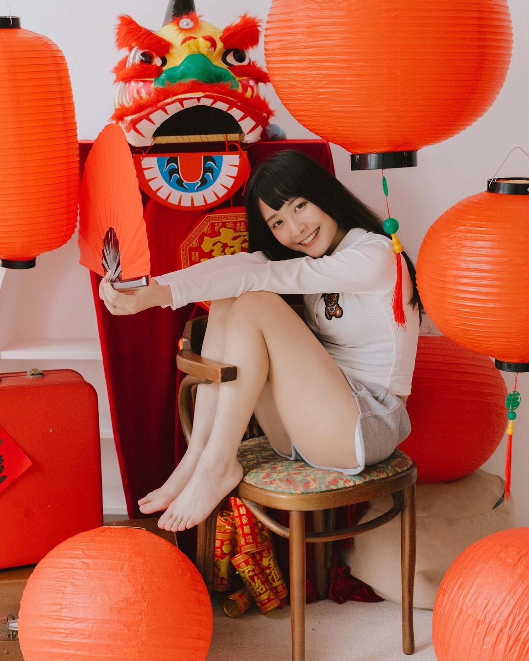 清純系正妹「陸子玄」親切笑容+甜美臉蛋，萌萌大眼與火爆身材的視覺衝擊！-第1章-图片8