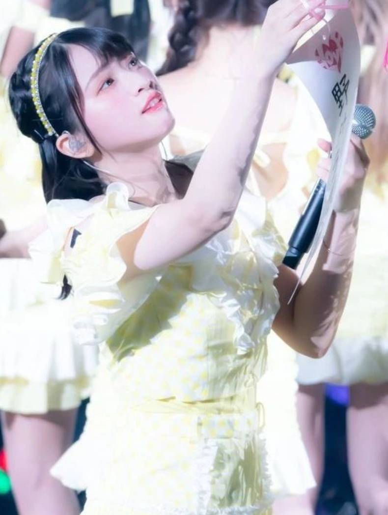 日本聲優偶像團體LOVE成員佐佐木舞香-第1章-图片6