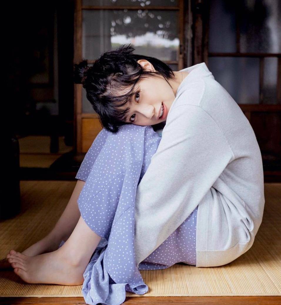 天使面孔魔鬼身材石原希望-第1章-图片7