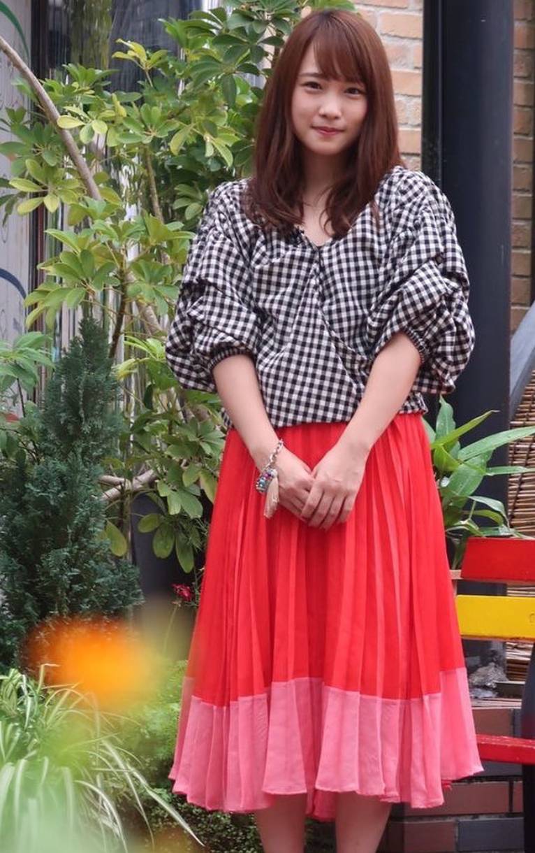 清純甜美身材有料川榮李奈-第1章-图片5