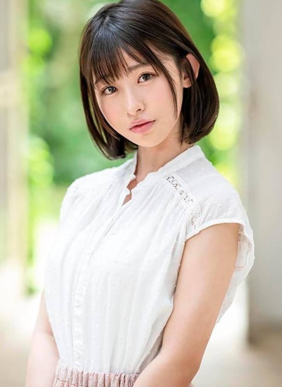 極細的腰身搭配超級F罩杯讓人食指大動宮島芽衣-第1章-图片1