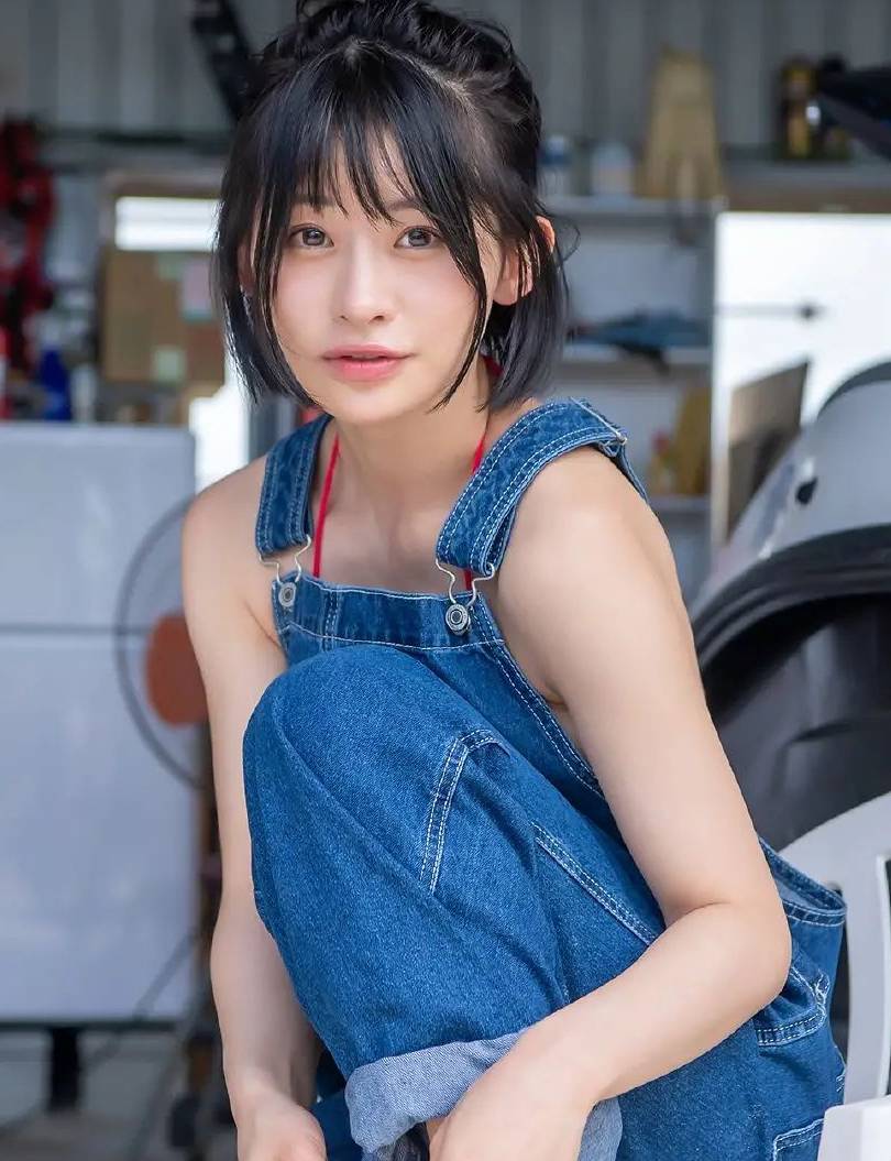 極細的腰身搭配超級F罩杯讓人食指大動宮島芽衣-第1章-图片5