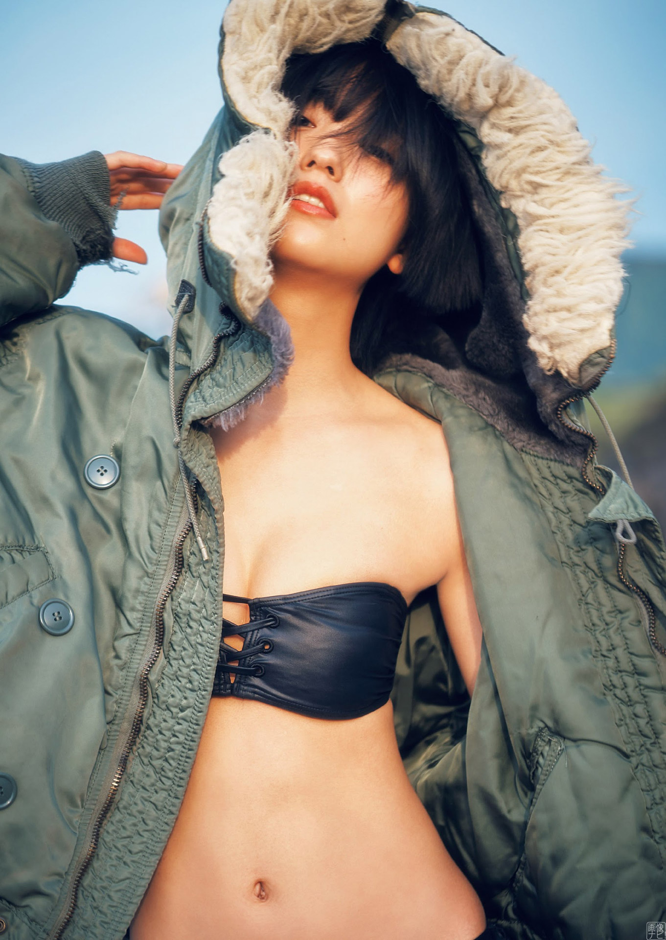 美腳＆美尻な戦隊ヒロイン工藤美桜の初水著グラビア2022/7/28追加 ここから-第1章-图片9