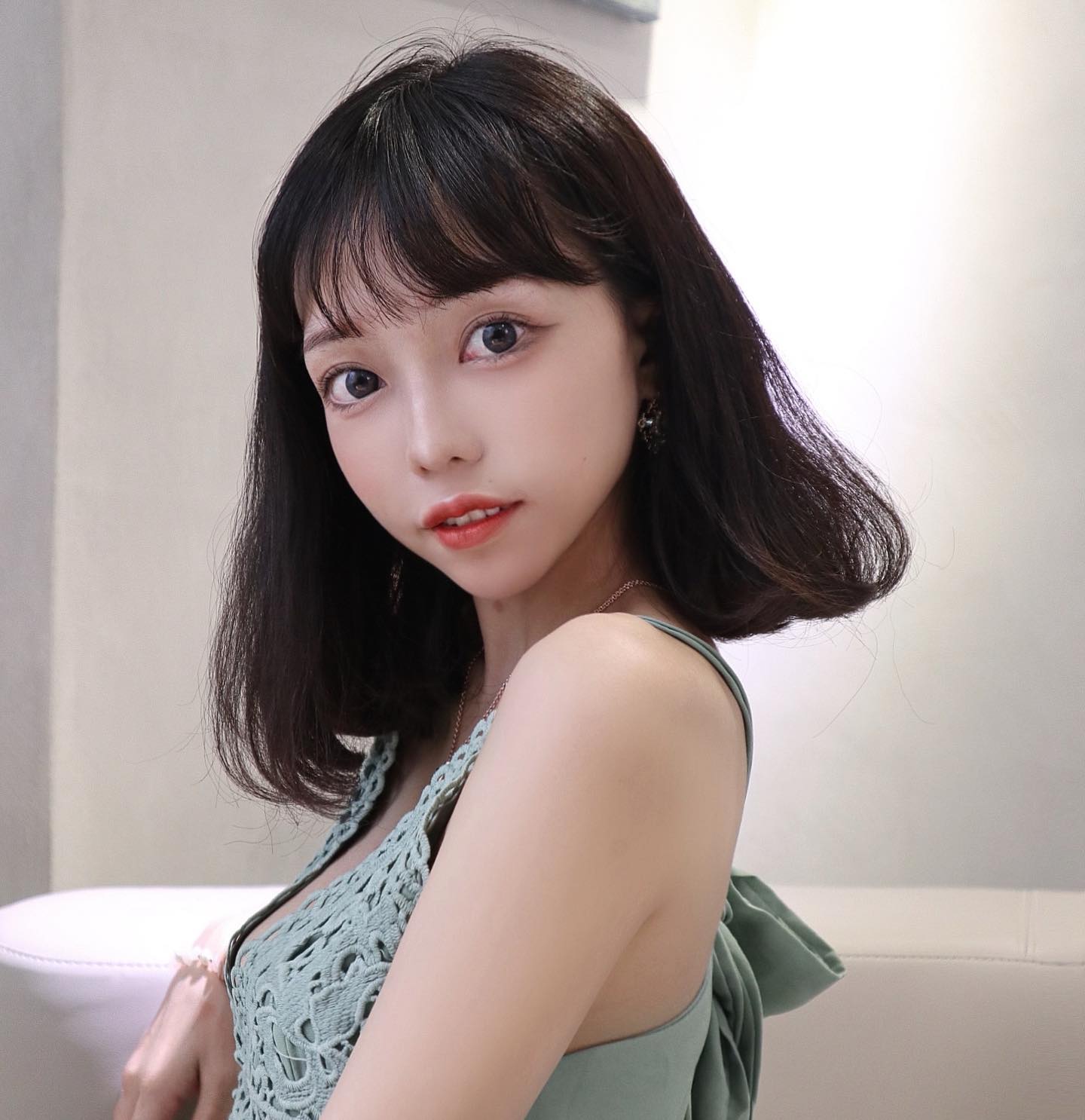 Long hair youth, short hair pure yo-第1章-图片9
